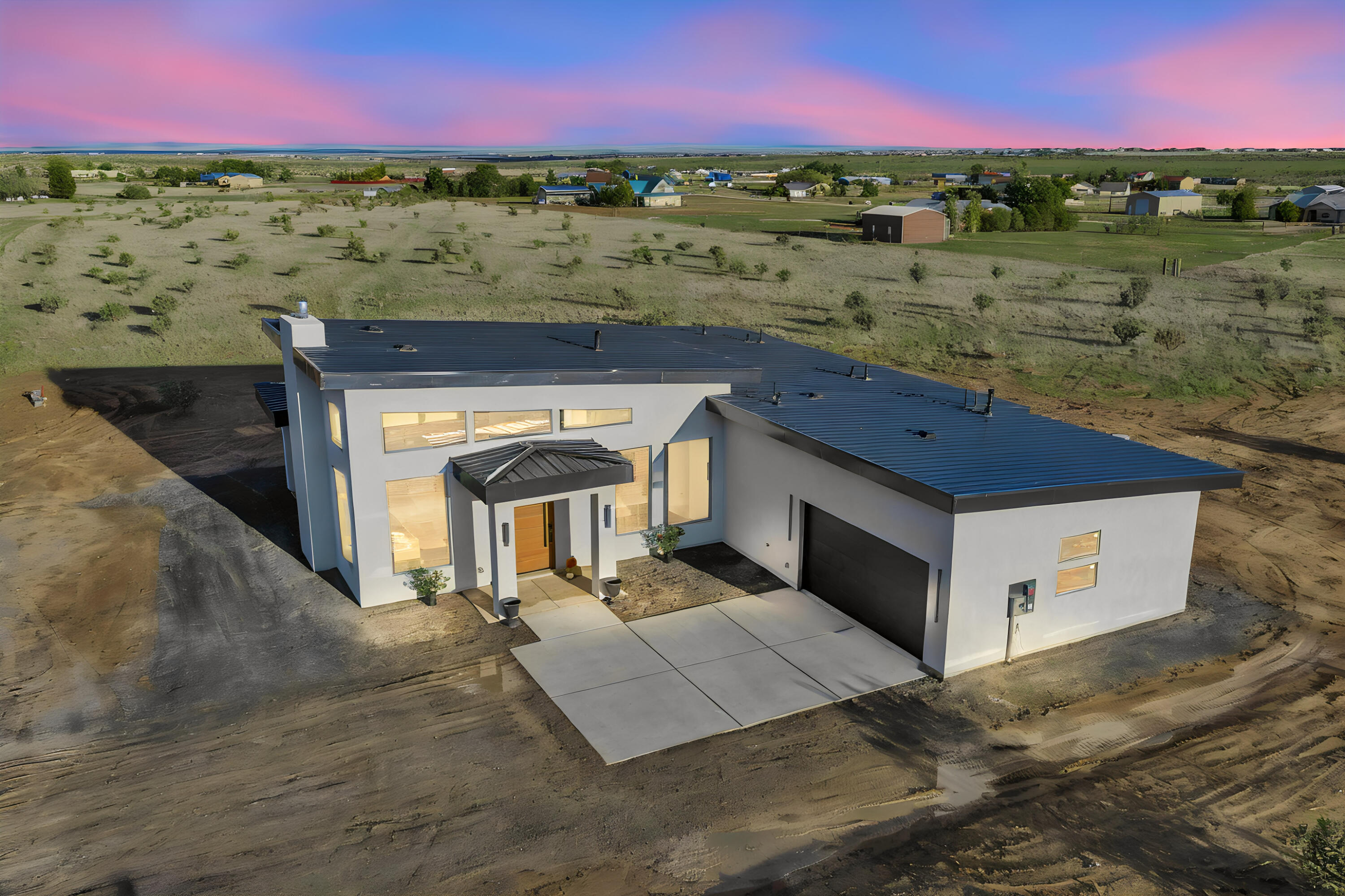 Photo 1 of Single family home for sale at 4 Cleveland Rd, Edgewood, NM 87015 | MLS# 1111090 | Listing updated on 2026-10-09