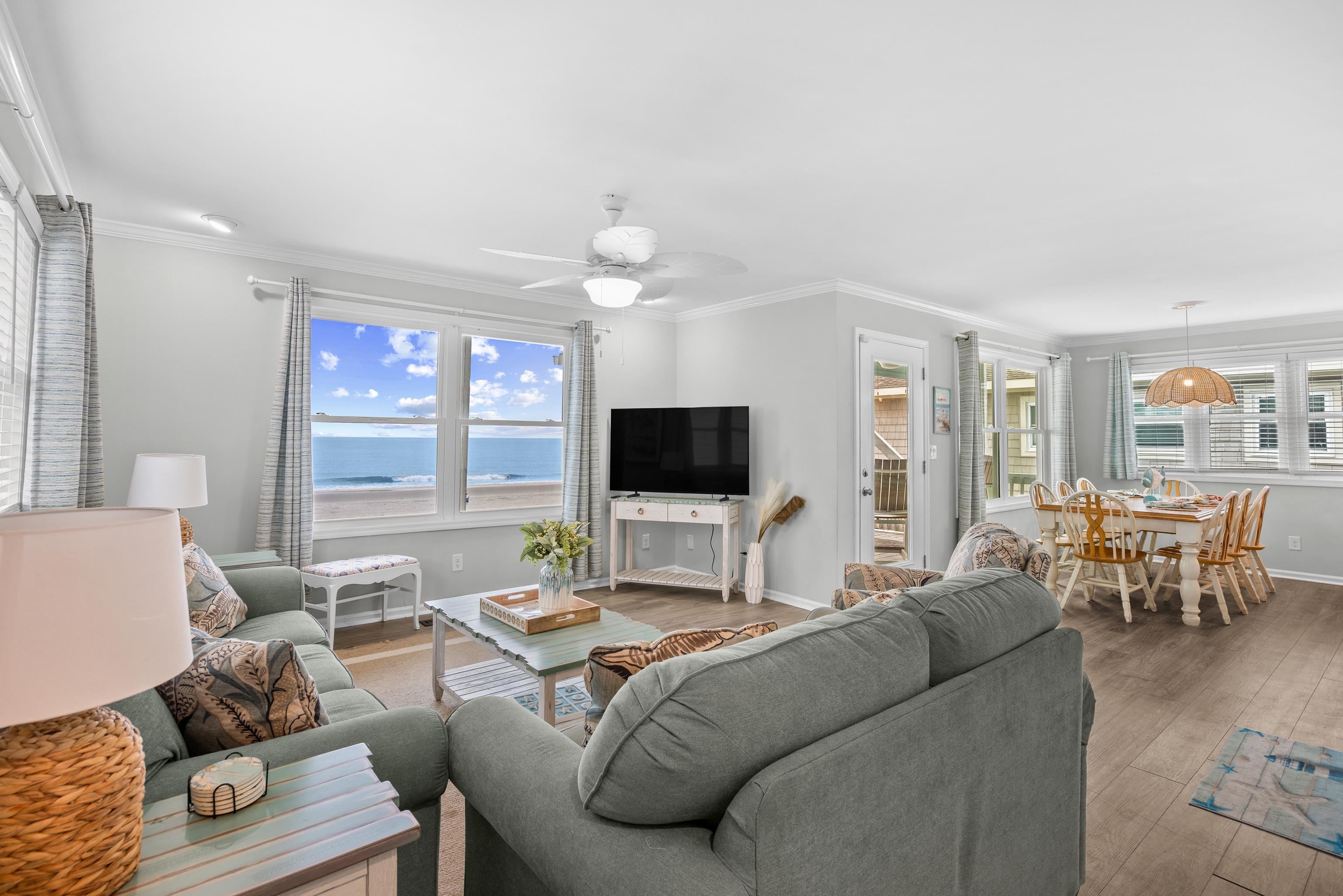 Photo 3 of Single family home for sale at 547 S Waccamaw Dr, Murrells Inlet, SC 29576 | MLS# 2622947 | Listing updated on 2026-09-21
