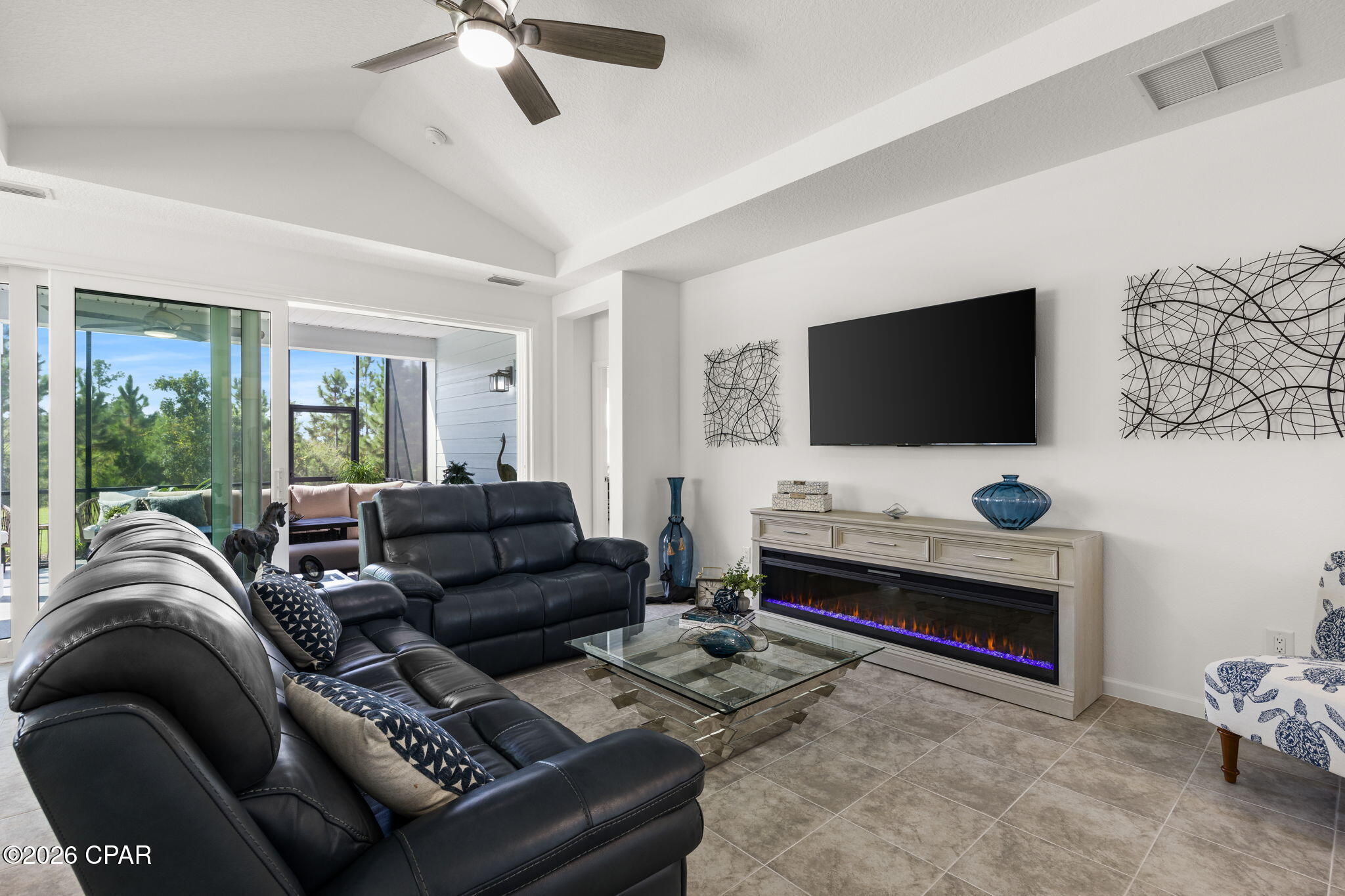 9312 Escape Avenue, Panama City Beach, FL 32413 thumbnail, photo 15 of 58