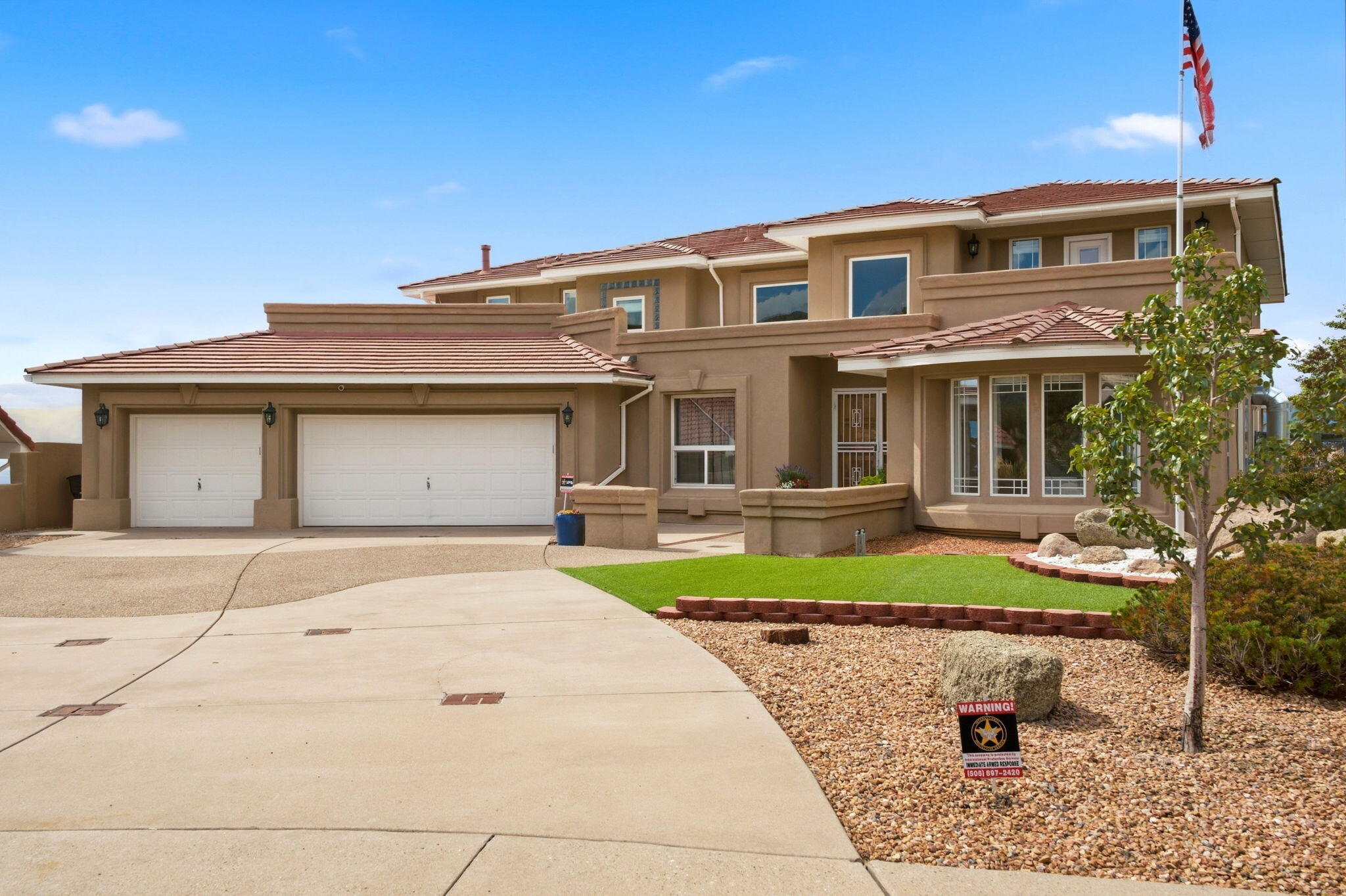 Photo 4 of Single family home for sale at 1547 Libia St NE, Albuquerque, NM 87112 | MLS# 1111108 | Listing updated on 2026-09-28