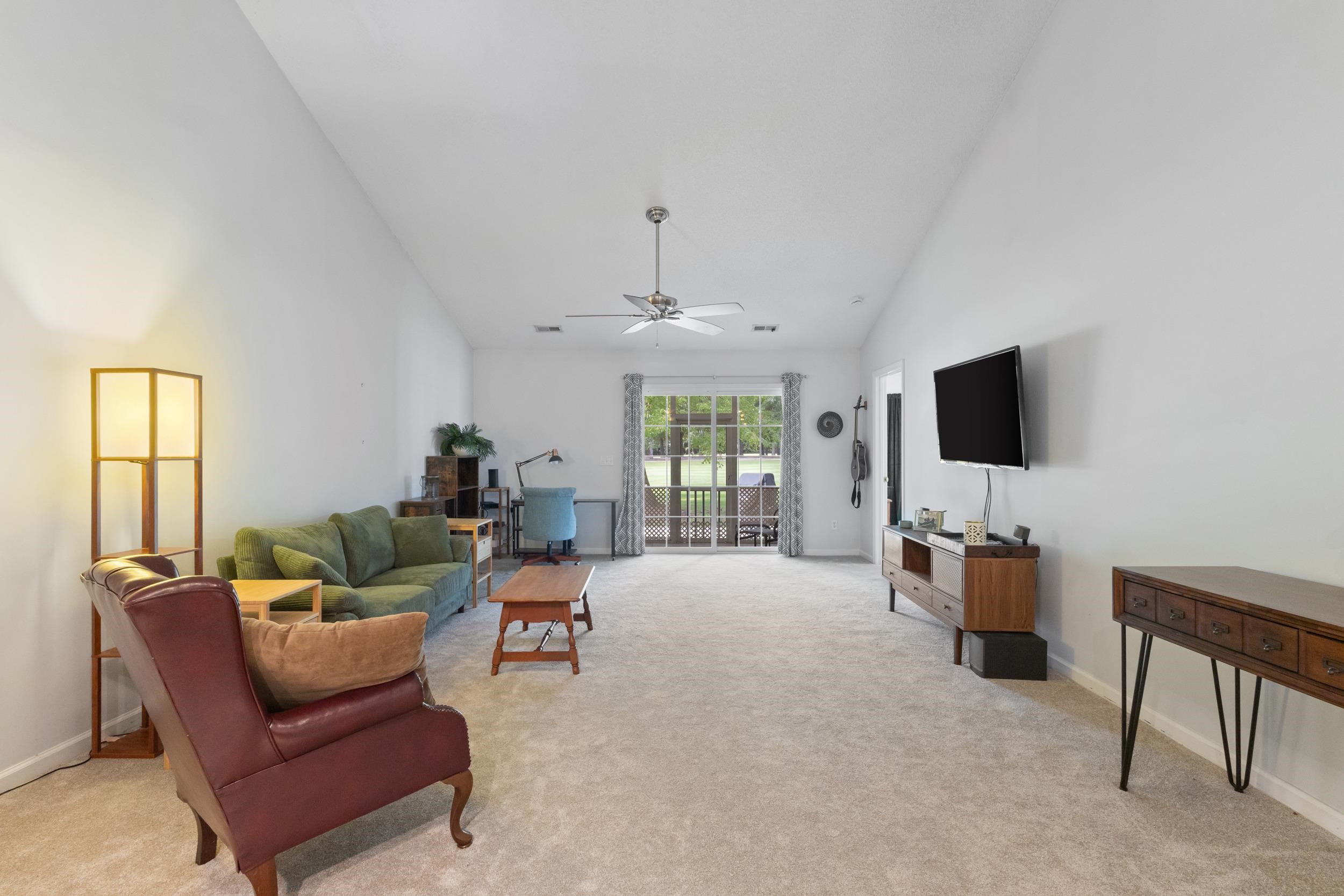 4504 Greenbriar Dr. 