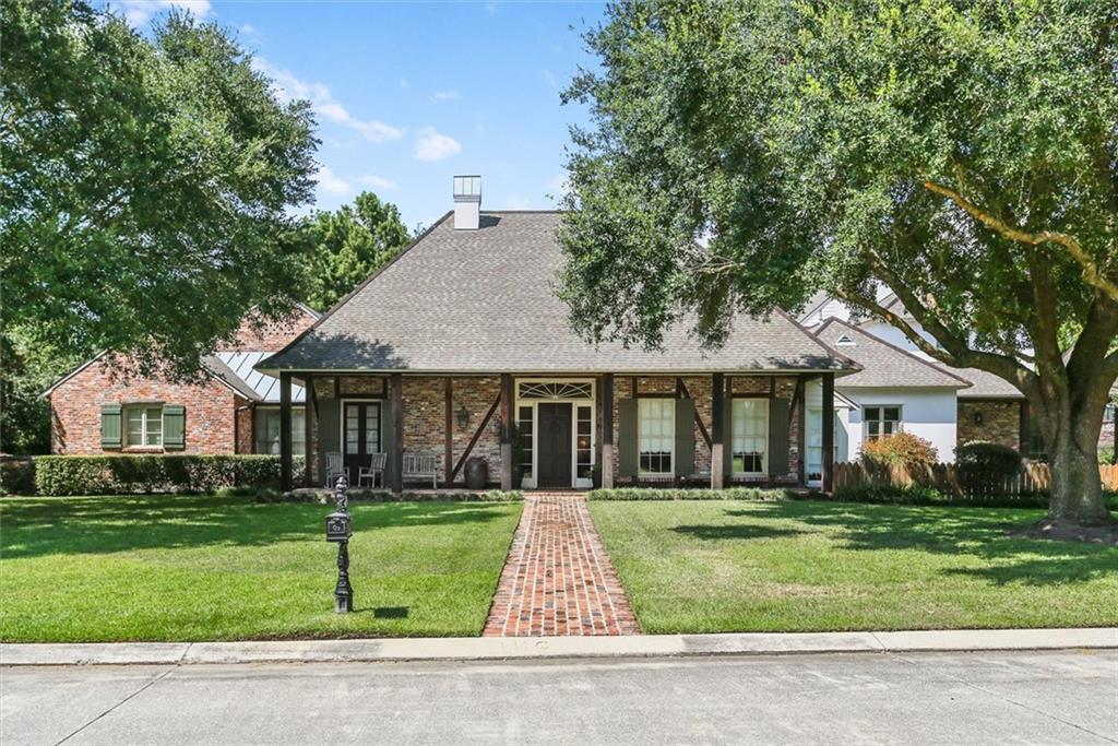Photo 2 of Single family home for sale at 1 Kingsmill Ln, New Orleans, LA 70131 | MLS# 2577627 | Listing updated on 2026-09-17