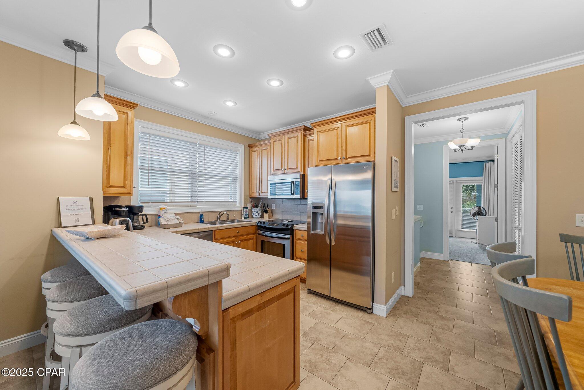 415 La Valencia Circle, Panama City Beach, FL 32413 thumbnail, photo 12 of 41