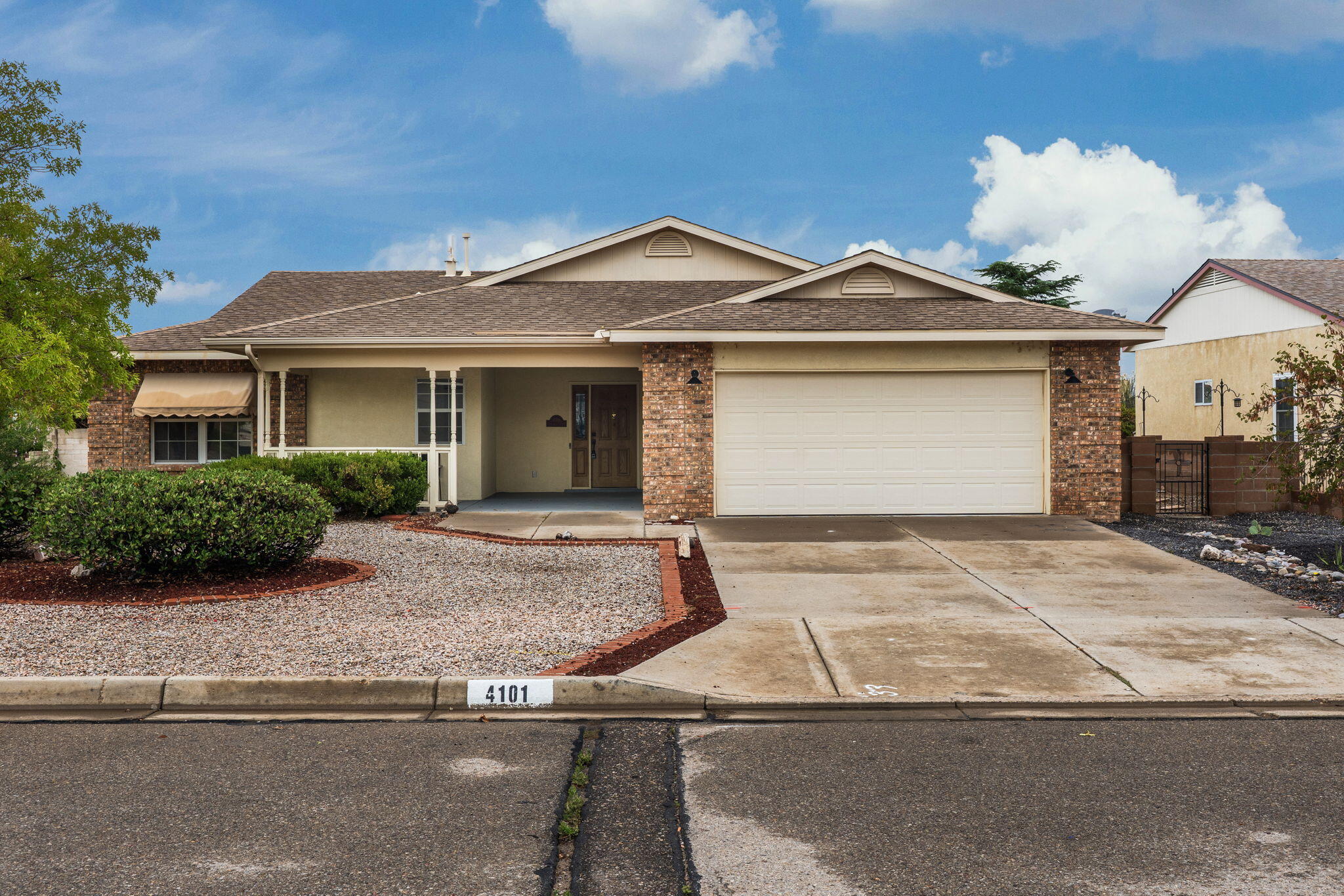 Photo 3 of Single family home for sale at 4101 Foxwood Trl Se, Rio Rancho, NM 87124 | MLS# 1111140 | Listing updated on 2026-09-18