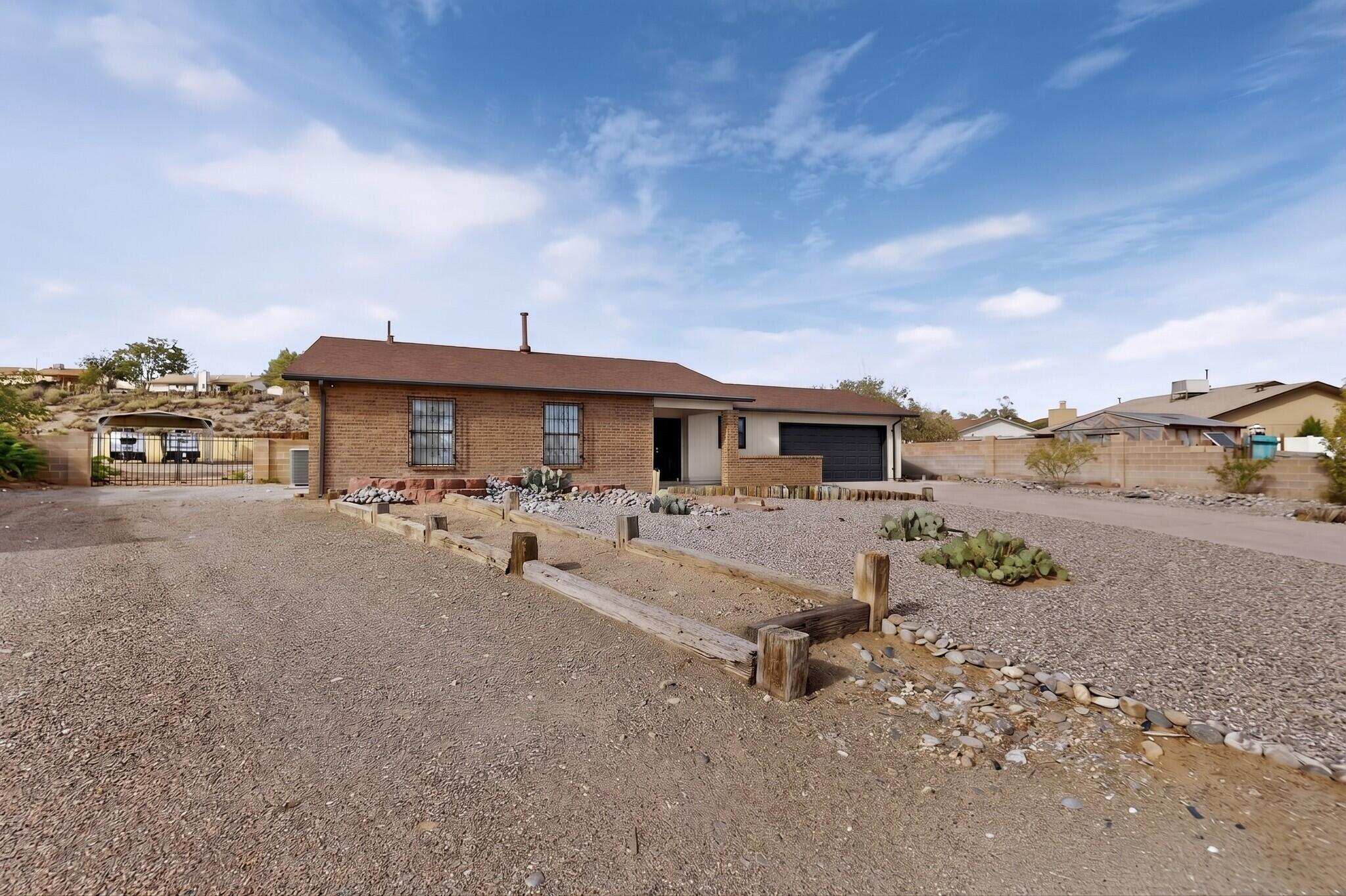 Photo 2 of Single family home for sale at 275 Moonstone Dr Ne, Rio Rancho, NM 87124 | MLS# 1111151 | Listing updated on 2026-09-22