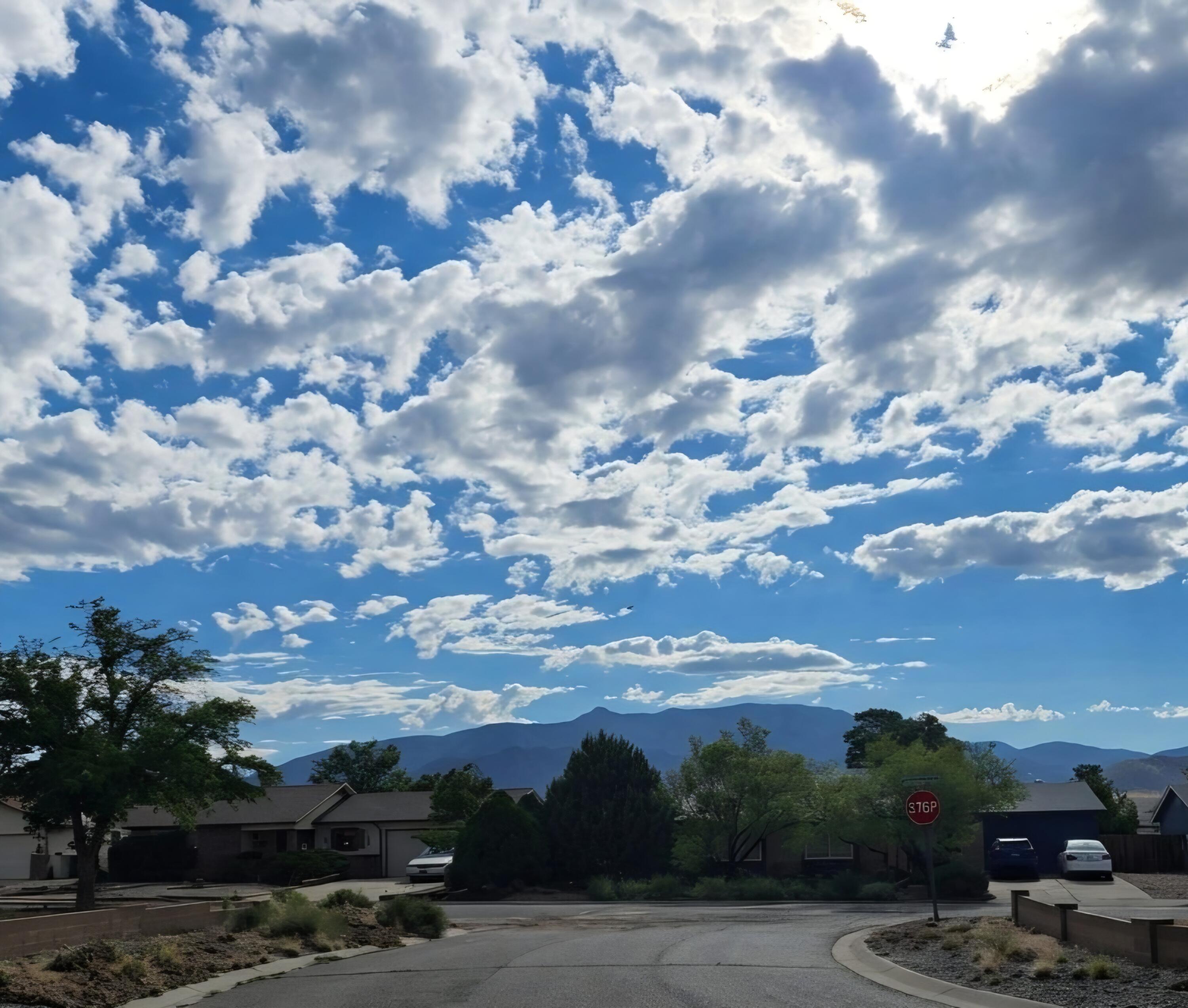 Photo 3 of Single family home for sale at 275 Moonstone Dr Ne, Rio Rancho, NM 87124 | MLS# 1111151 | Listing updated on 2026-09-22