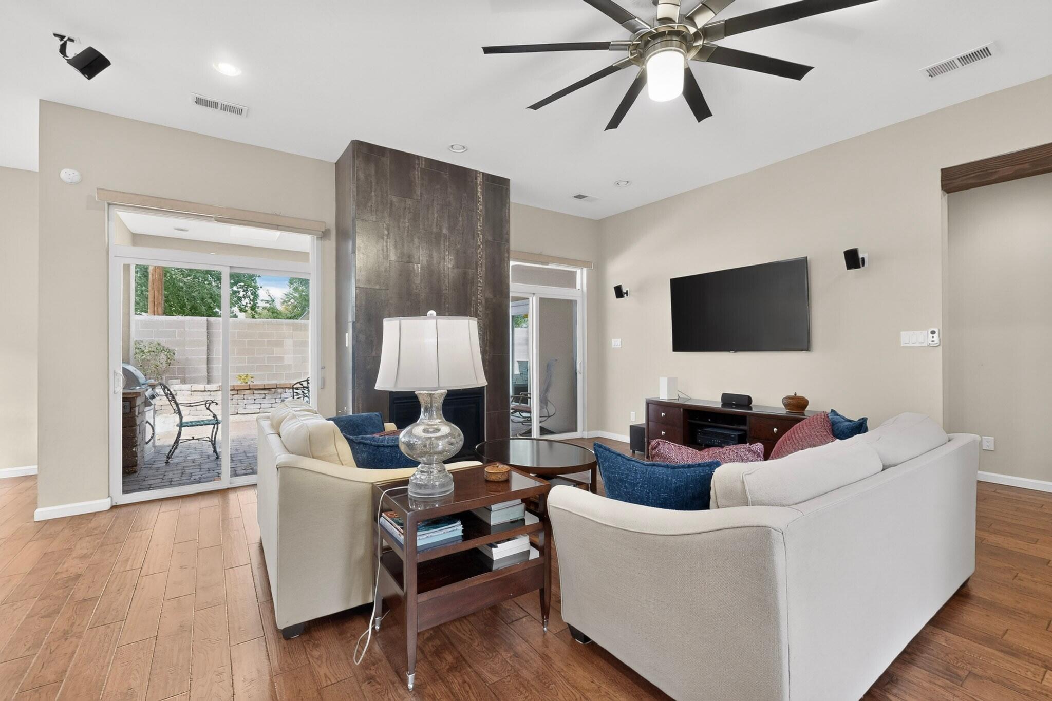Photo 4 of Single family home for sale at 636 Rio Azul Ln NW, Albuquerque, NM 87104 | MLS# 1111161 | Listing updated on 2026-09-18