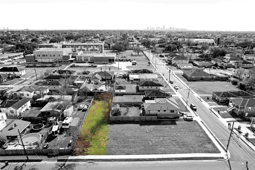 Land for sale at 2318 Vienna St, New Orleans, LA 70122 | MLS# 2577798