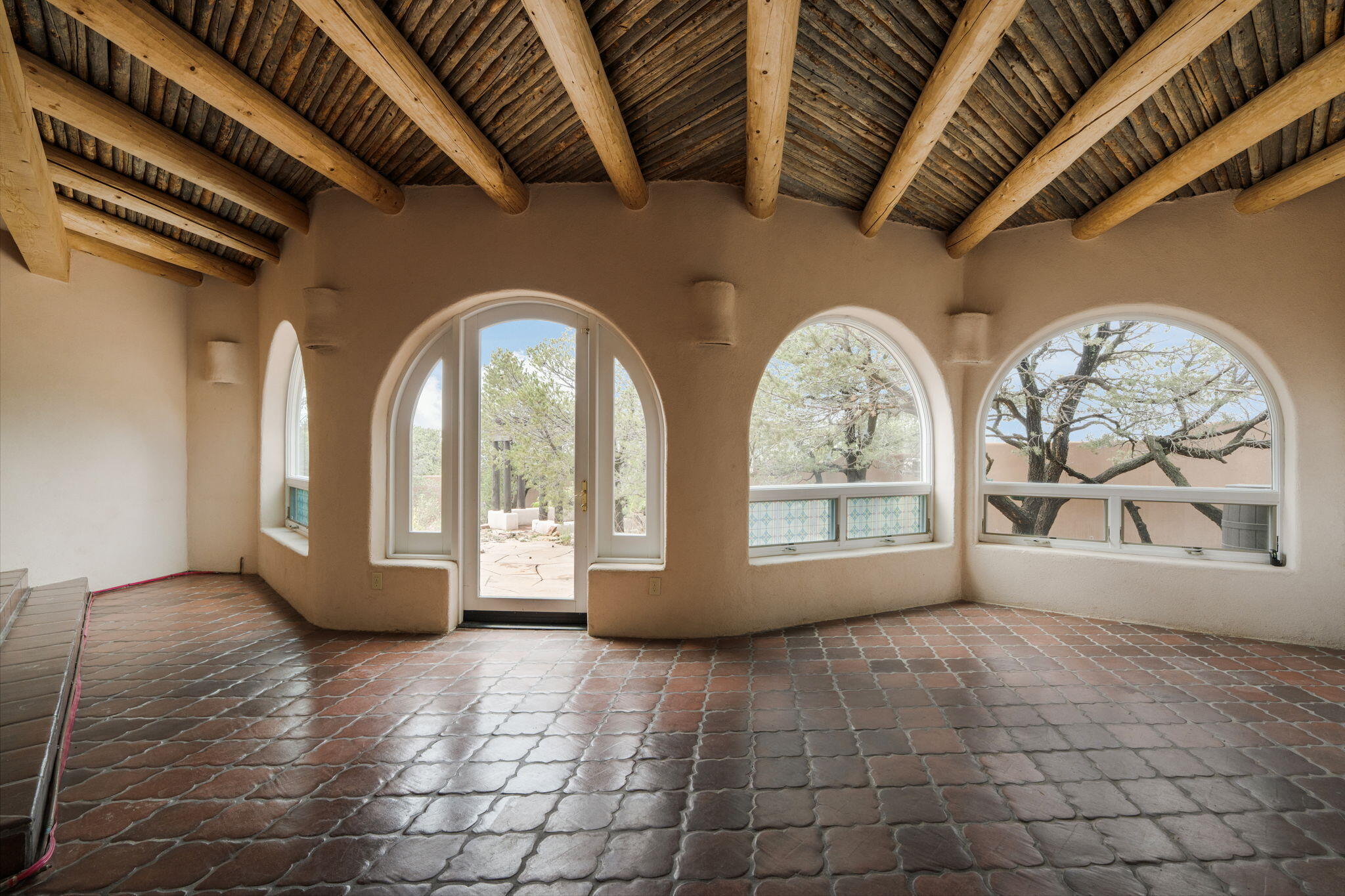 Photo 3 of Single family home for sale at 689 Gonzales Rd, Santa Fe, NM 87501 | MLS# 1111185 | Listing updated on 2026-09-18