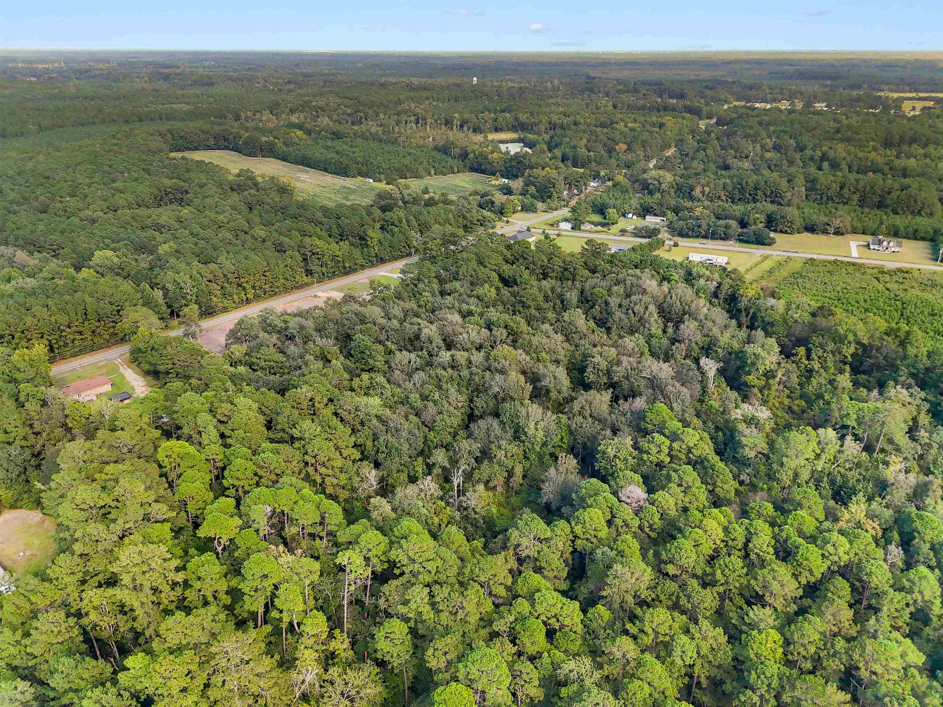 Photo 3 of Sale Pending at 2647 Allen Dew Rd, Conway, SC 29527 | MLS# 2623172 | Listing updated on 2026-10-08