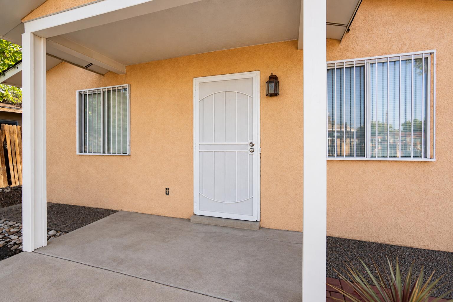 Photo 3 of Single family home for sale at 2024 Walter St Se, Albuquerque, NM 87102 | MLS# 1111219 | Listing updated on 2026-09-18