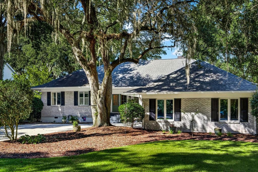 133 Blue Heron Rd.