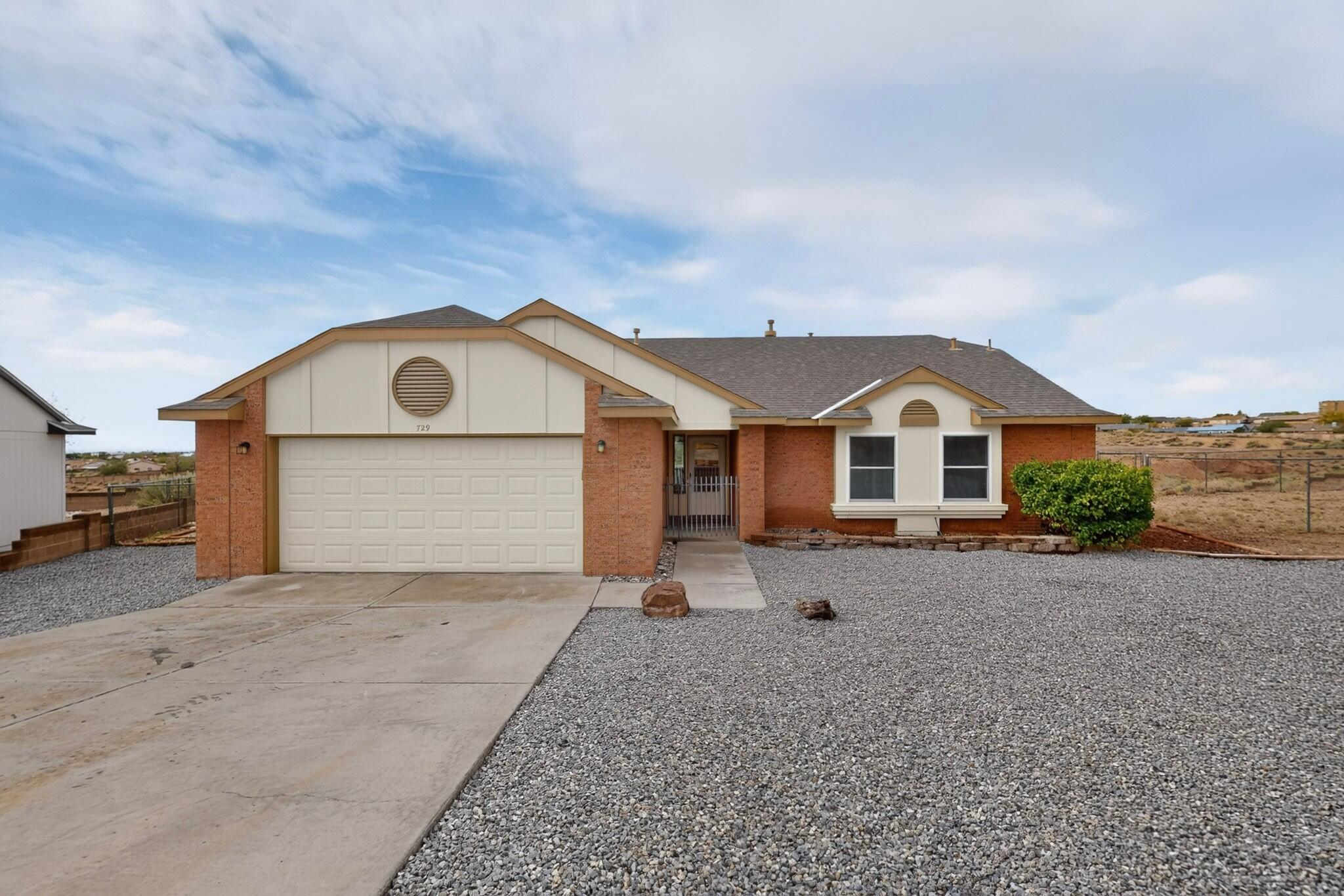 Single family home for sale at 729 Silver Ct NE, Rio Rancho, NM 87124 | MLS# 1111239