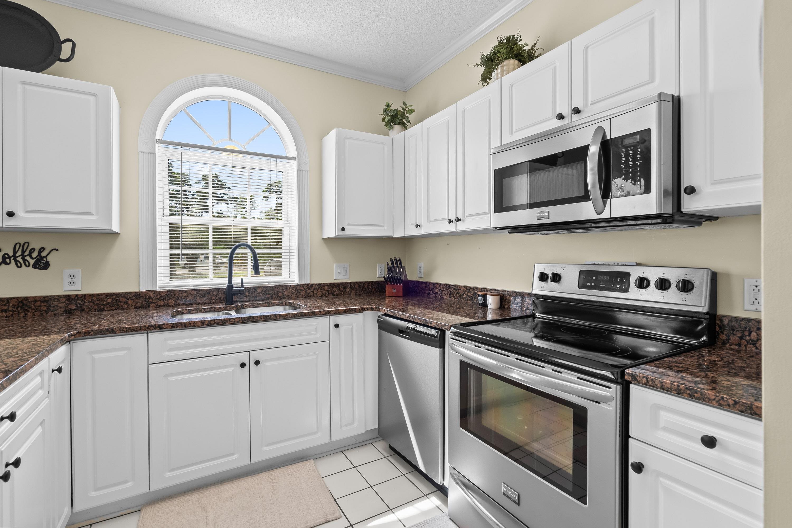 4643 Wild Iris Dr. 