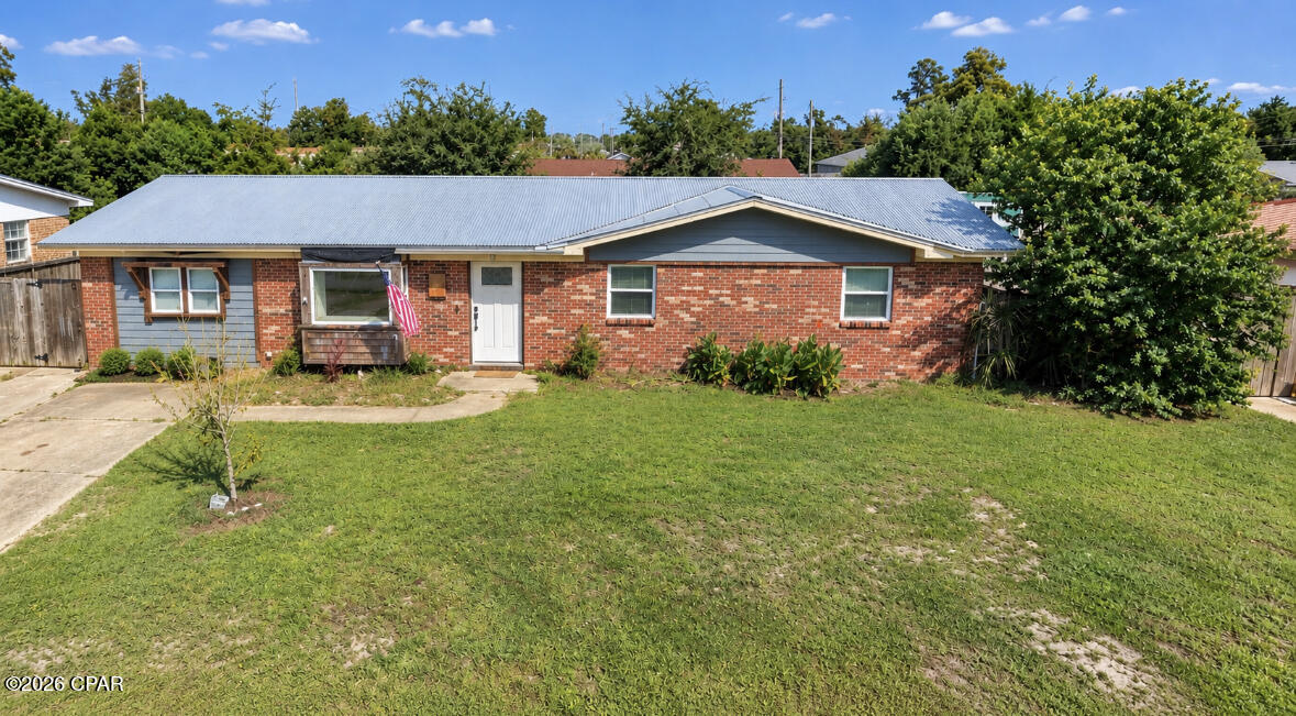 Photo 1 of Single family home for sale at 209 S Charlene Dr, Panama City, FL 32404 | MLS# 795622 | Listing updated on 2026-09-22