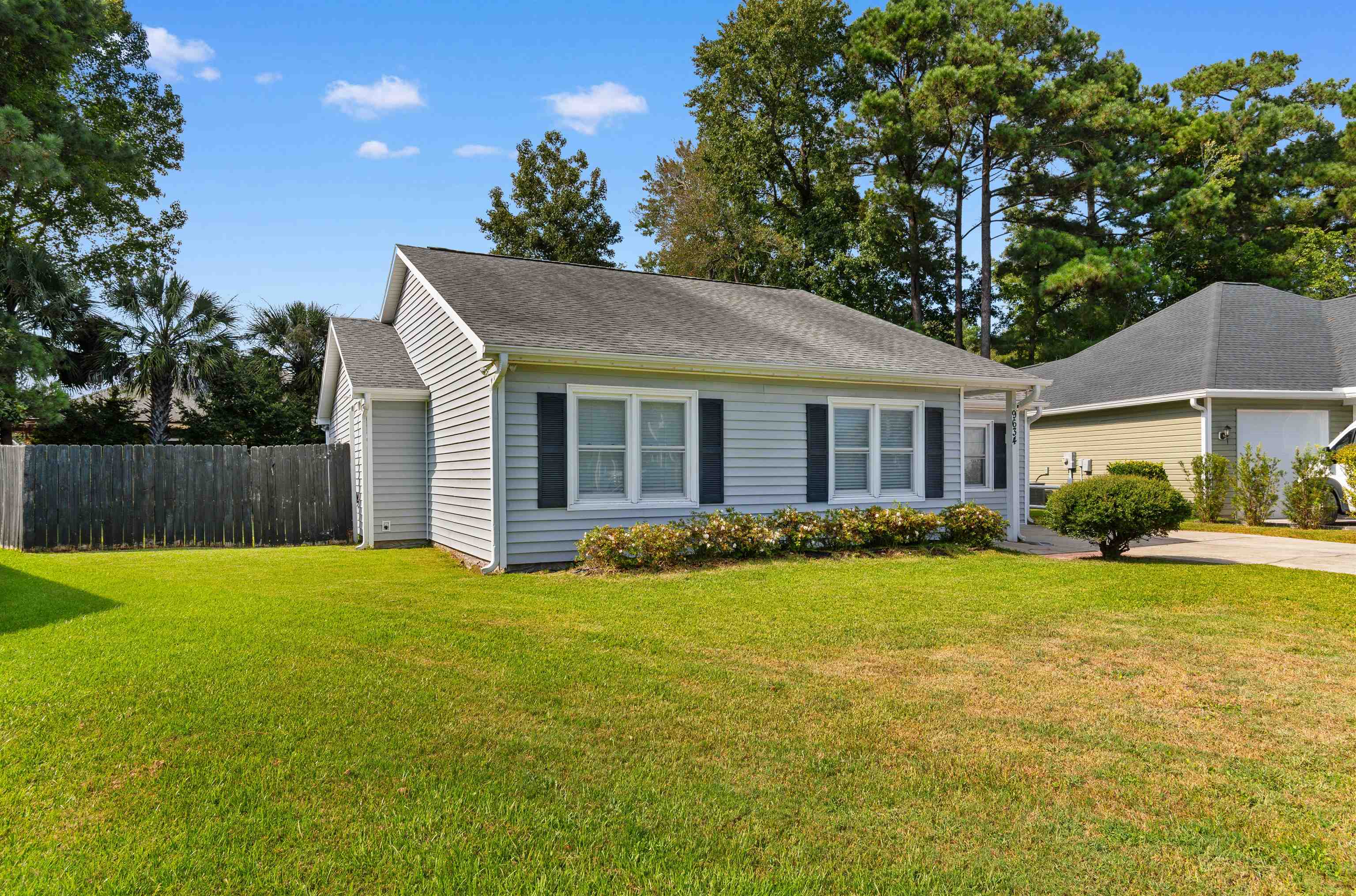 Photo 2 of Single family home for sale at 9634 Kings Grant Dr, Murrells Inlet, SC 29576 | MLS# 2623256 | Listing updated on 2026-09-21