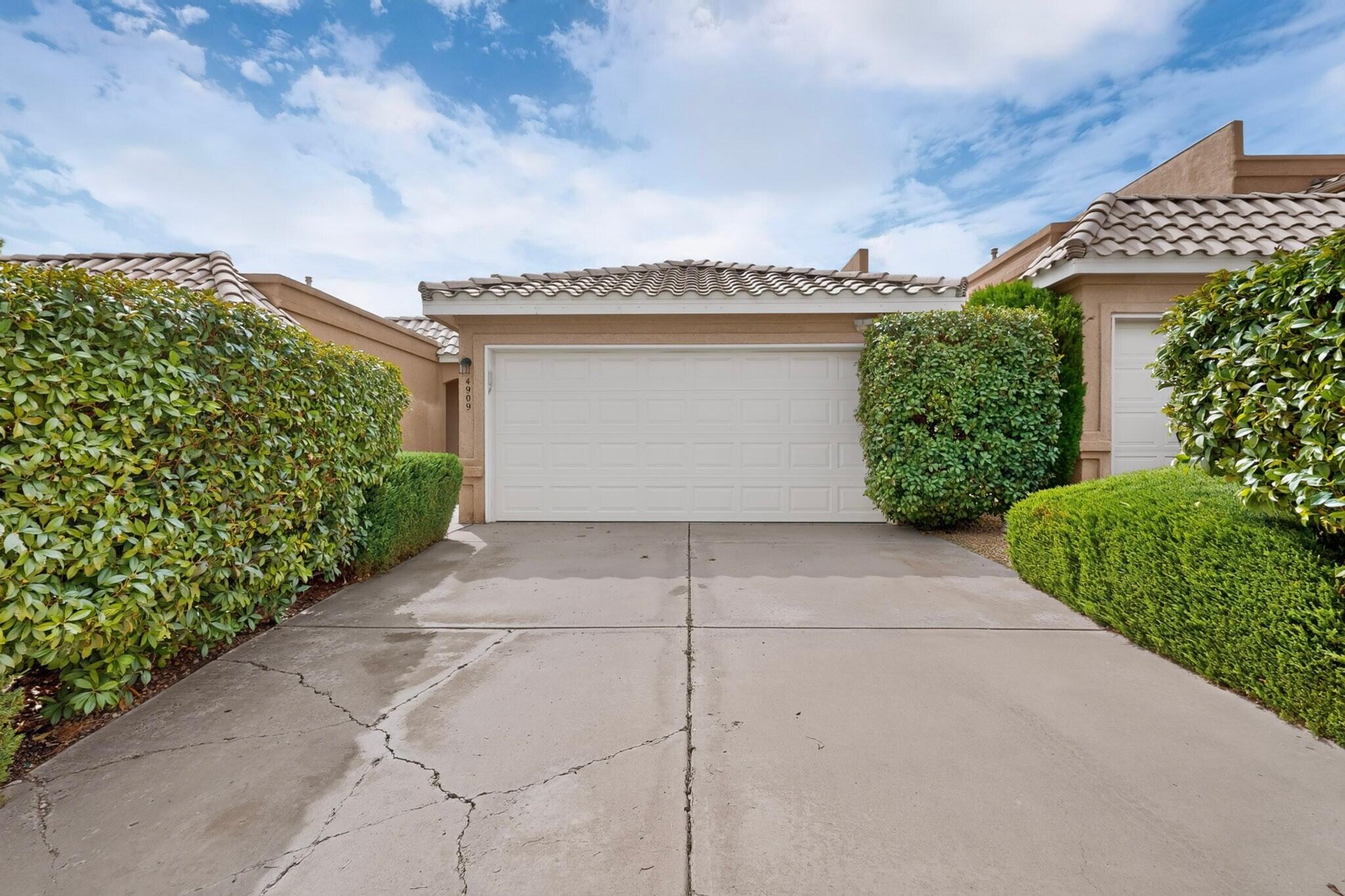 Photo 1 of Sale Pending at 4909 Sereno Dr Ne, Albuquerque, NM 87111 | MLS# 1111282 | Listing updated on 2026-10-07