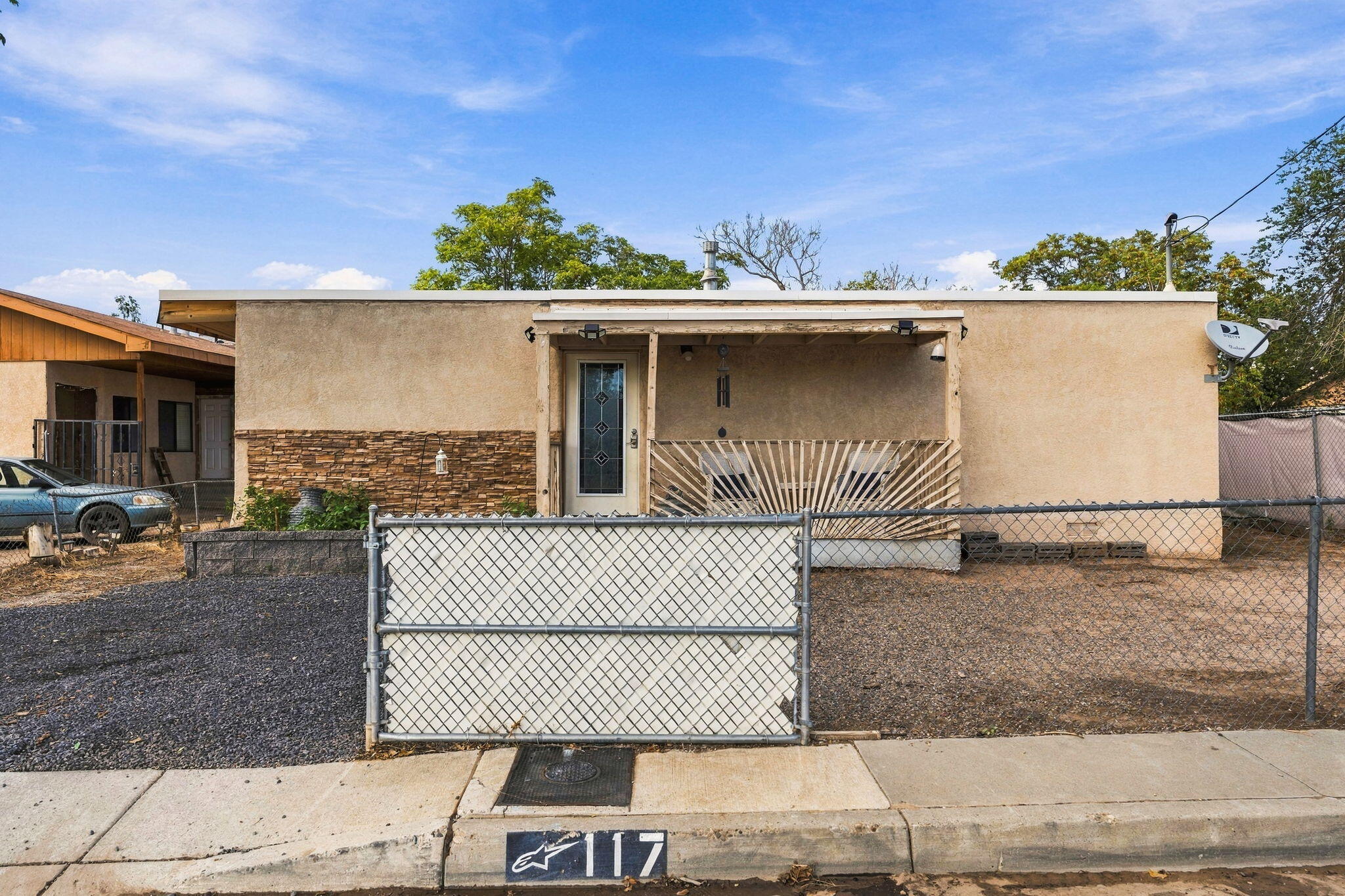 Photo 1 of Single family home for sale at 117 Clifton Ave SE, Albuquerque, NM 87102 | MLS# 1111287 | Listing updated on 2026-09-29