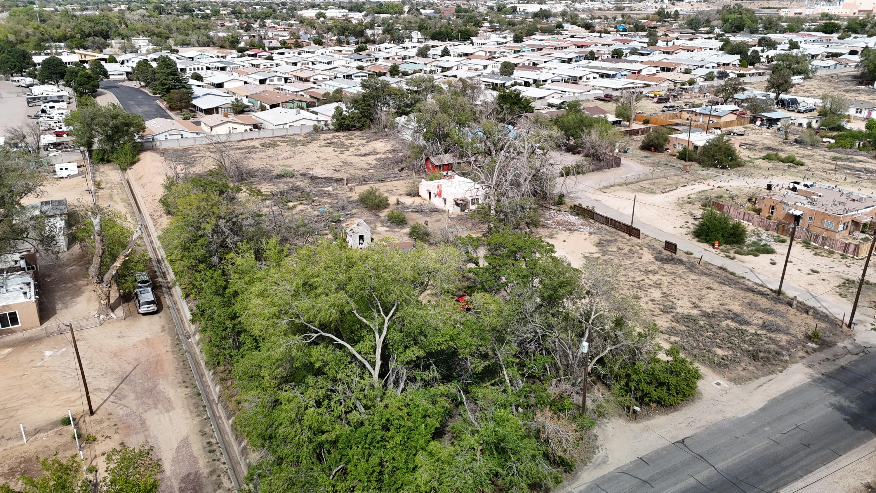 Photo 3 of Land for sale at 505 Mission Ave Ne, Albuquerque, NM 87107 | MLS# 1111348 | Listing updated on 2026-10-17