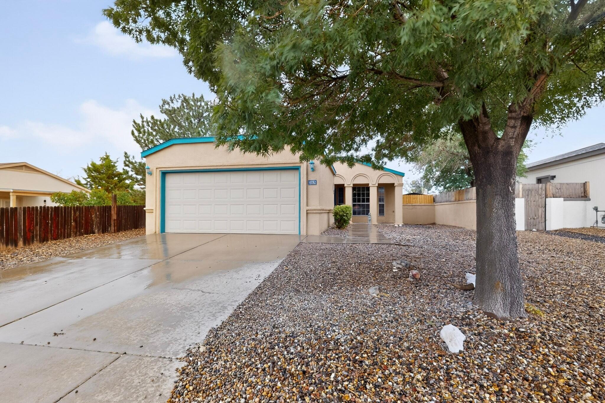 1092 Sand Dune Road, Rio Rancho NM 87144