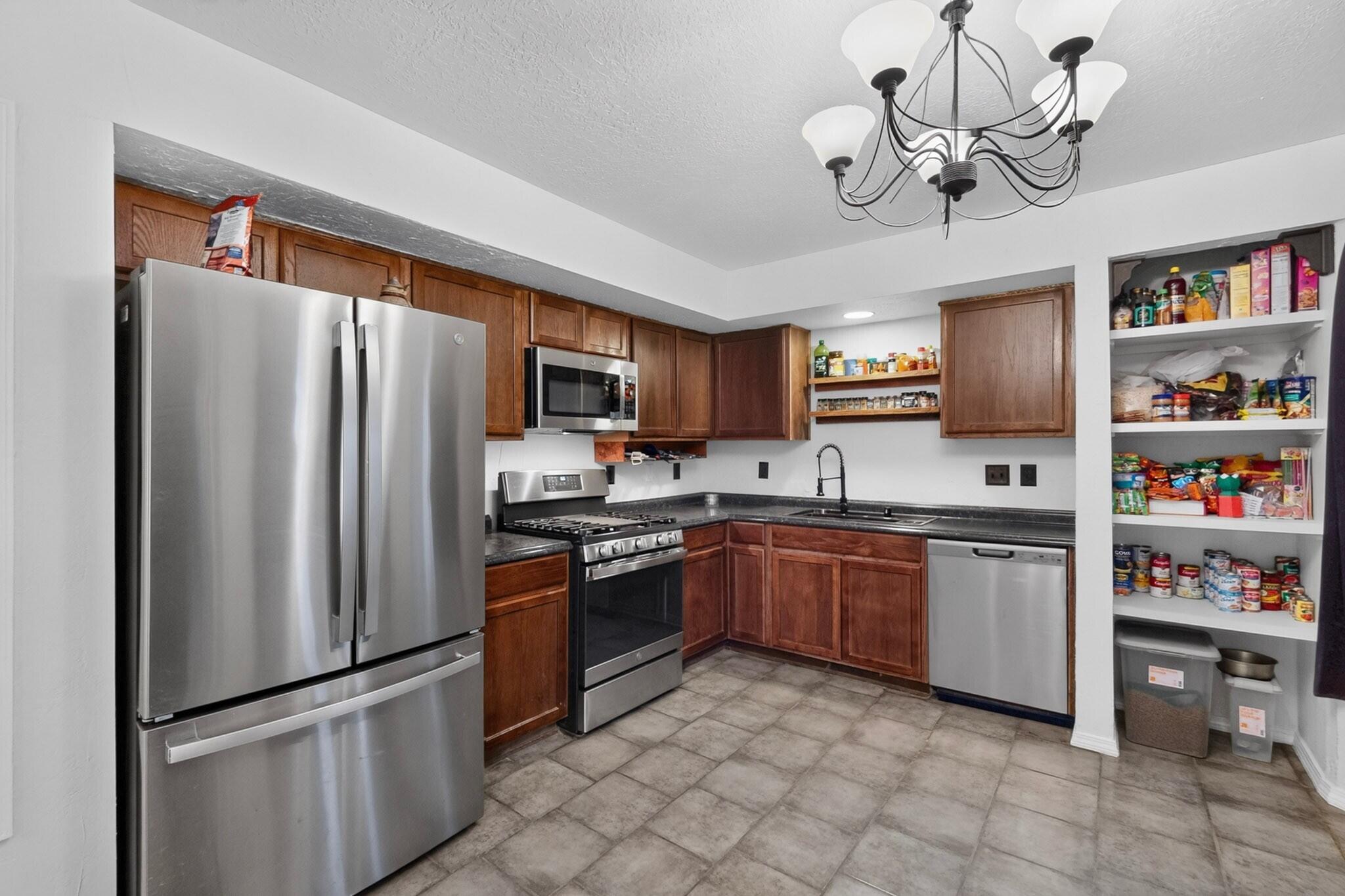 Photo 3 of Single family home for sale at 1092 Sand Dune Rd Ne, Rio Rancho, NM 87144 | MLS# 1111318 | Listing updated on 2026-09-22