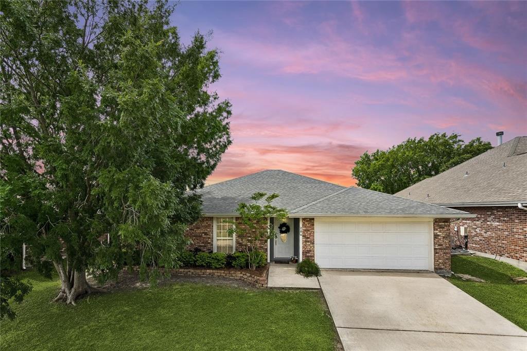 Photo 3 of Single family home for sale at 204 Charles Ct, Slidell, LA 70458 | MLS# 2578104 | Listing updated on 2026-10-08