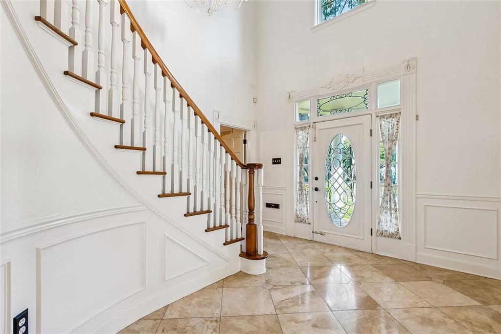 Photo 4 of Single family home for sale at 5018 St Charles Ave, New Orleans, LA 70115 | MLS# 2577528 | Listing updated on 2026-09-23