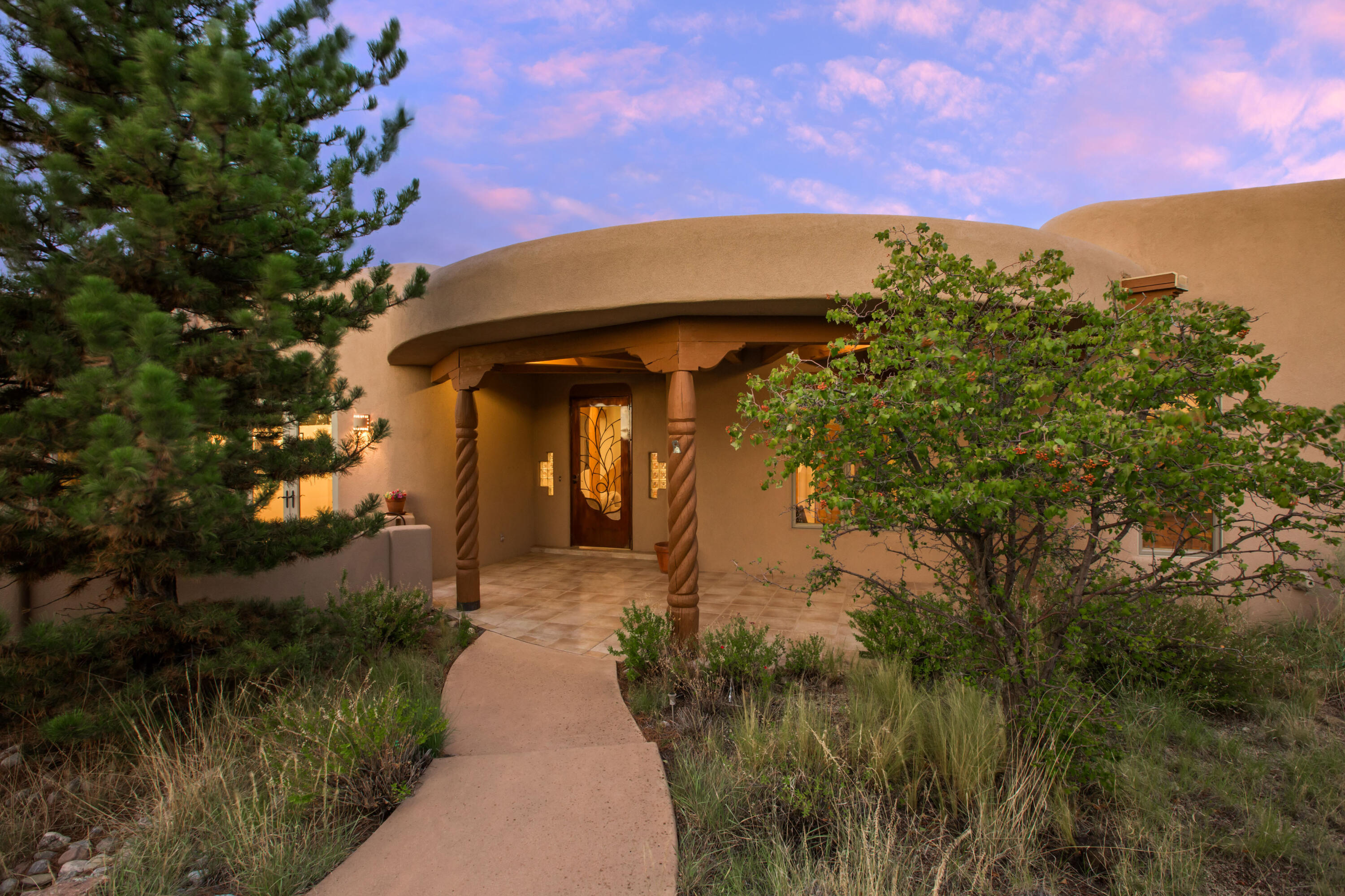 Photo 2 of Sale Pending at 13723 Apache Plume Pl Ne, Albuquerque, NM 87111 | MLS# 1111357 | Listing updated on 2026-10-21