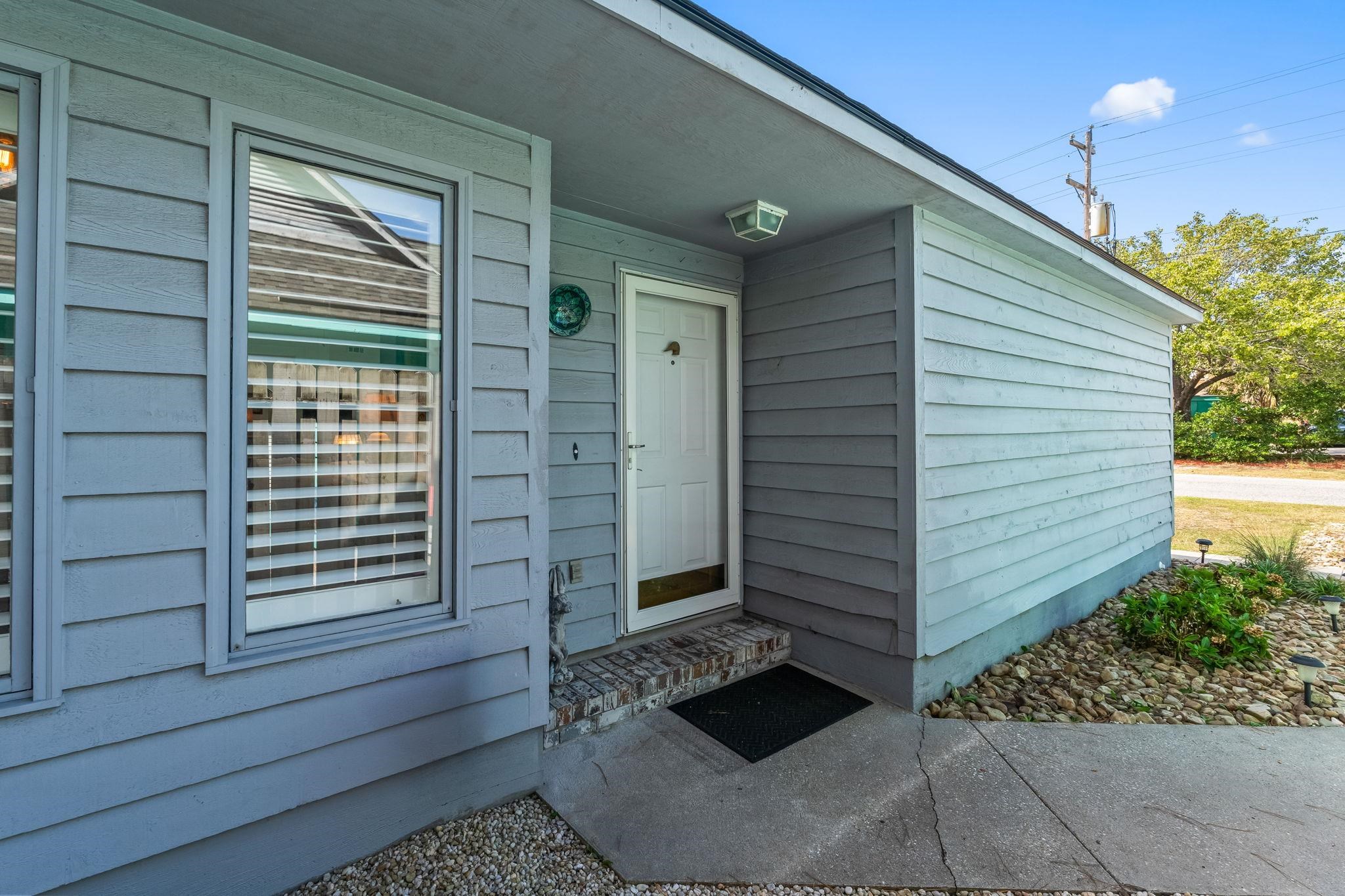 Photo 4 of Sale Pending at 708-b 23rd Avenue S, North Myrtle Beach, SC 29582 | MLS# 2623416 | Listing updated on 2026-10-06