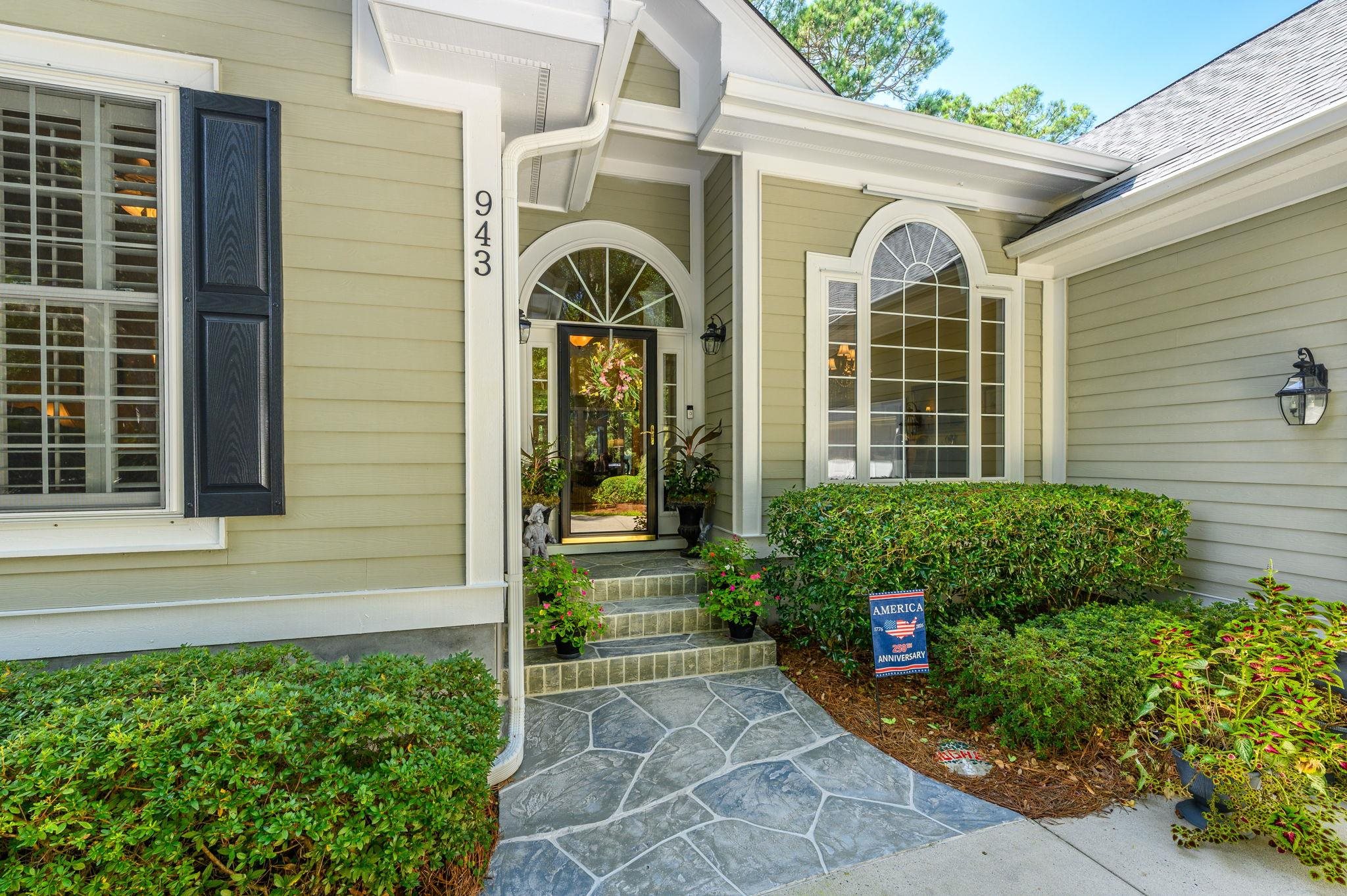 Photo 3 of Single family home for sale at 943 Heshbon Dr, North Myrtle Beach, SC 29582 | MLS# 2623452 | Listing updated on 2026-09-25