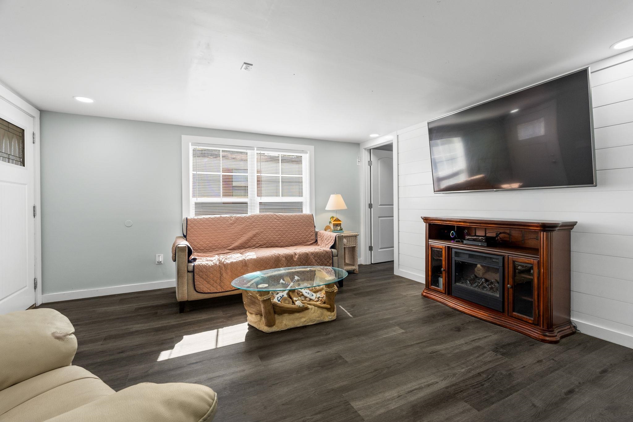 Photo 4 of Manufactured home for sale at 2733 Sagittarius Dr, Myrtle Beach, SC 29575 | MLS# 2623453 | Listing updated on 2026-10-01