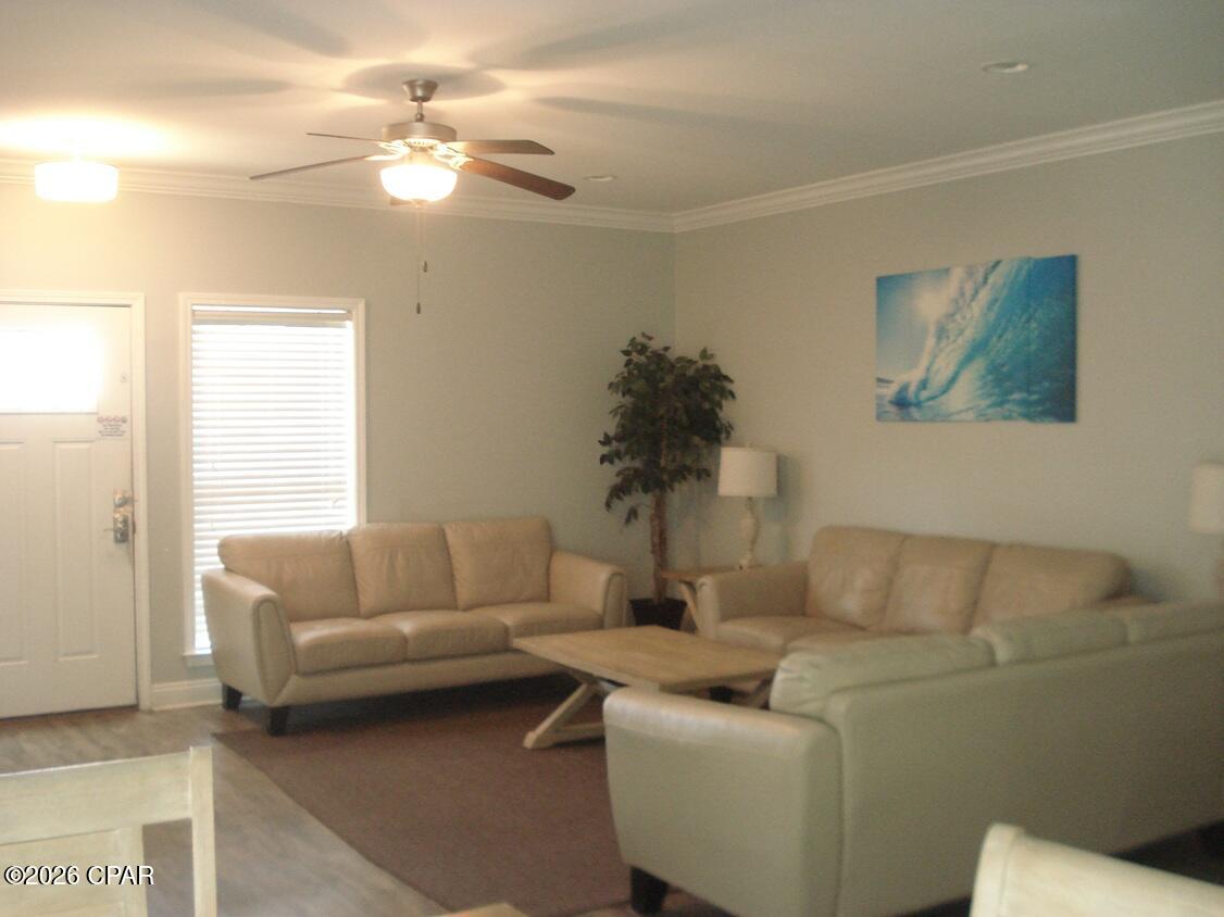 6006 Thomas Drive, Panama City Beach, FL 32408 thumbnail, photo 4 of 19