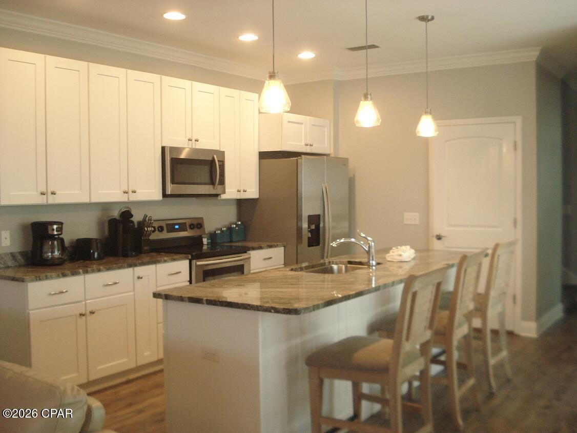 6006 Thomas Drive, Panama City Beach, FL 32408 thumbnail, photo 5 of 19