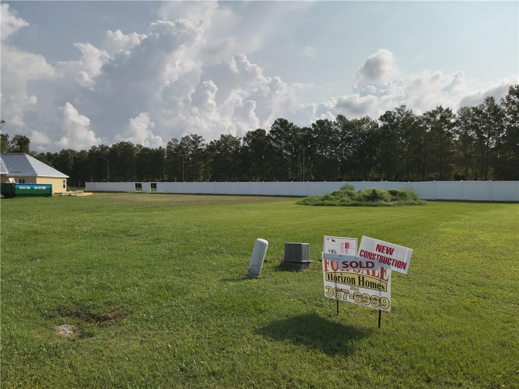 Photo 2 of Single family home for sale at 4408 Park Shore Dr, Marrero, LA 70072 | MLS# 2578541 | Listing updated on 2026-09-24
