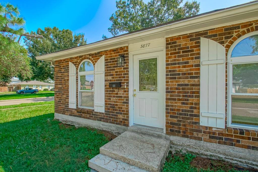 Photo 3 of Single family home for sale at 3877 E Loyola Dr, Kenner, LA 70065 | MLS# 2578450 | Listing updated on 2026-09-24