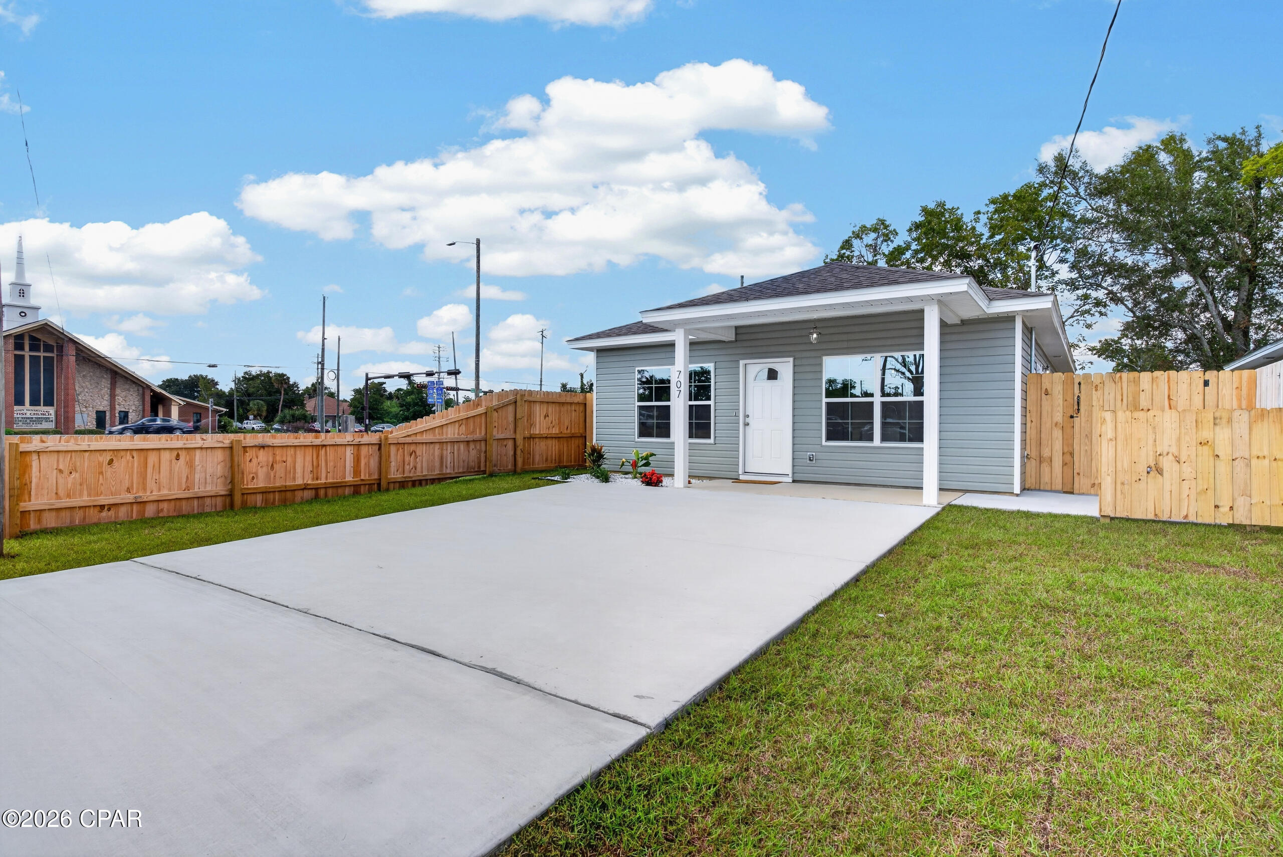 Photo 3 of Single family home for sale at 707 E 10th Court, Panama City, FL 32401 | MLS# 795781 | Listing updated on 2026-09-24