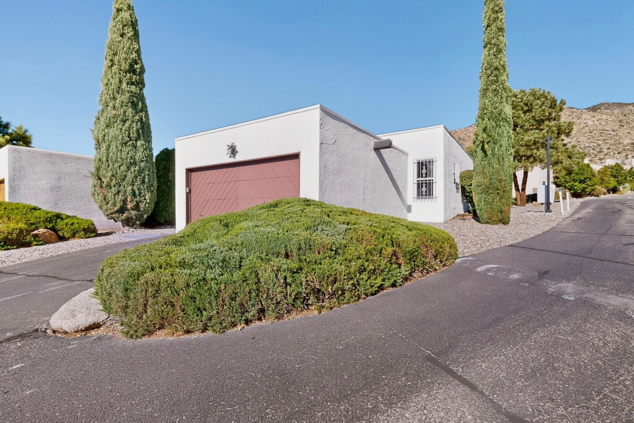Photo 3 of Townhouse for sale at 1 La Villita Ct Ne # 1, Albuquerque, NM 87112 | MLS# 1110915 | Listing updated on 2026-10-11