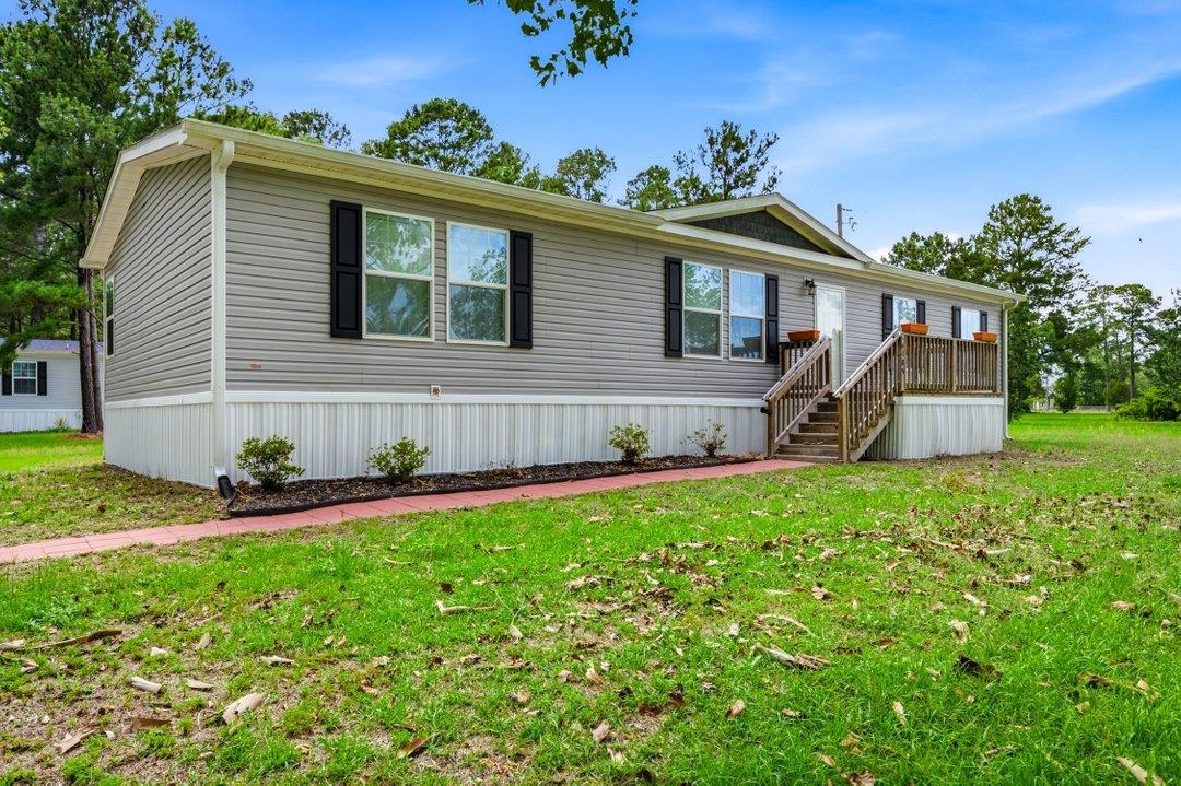 Photo 2 of Manufactured home for sale at 4185 Still Pond Rd, Conway, SC 29526 | MLS# 2623594 | Listing updated on 2026-09-24