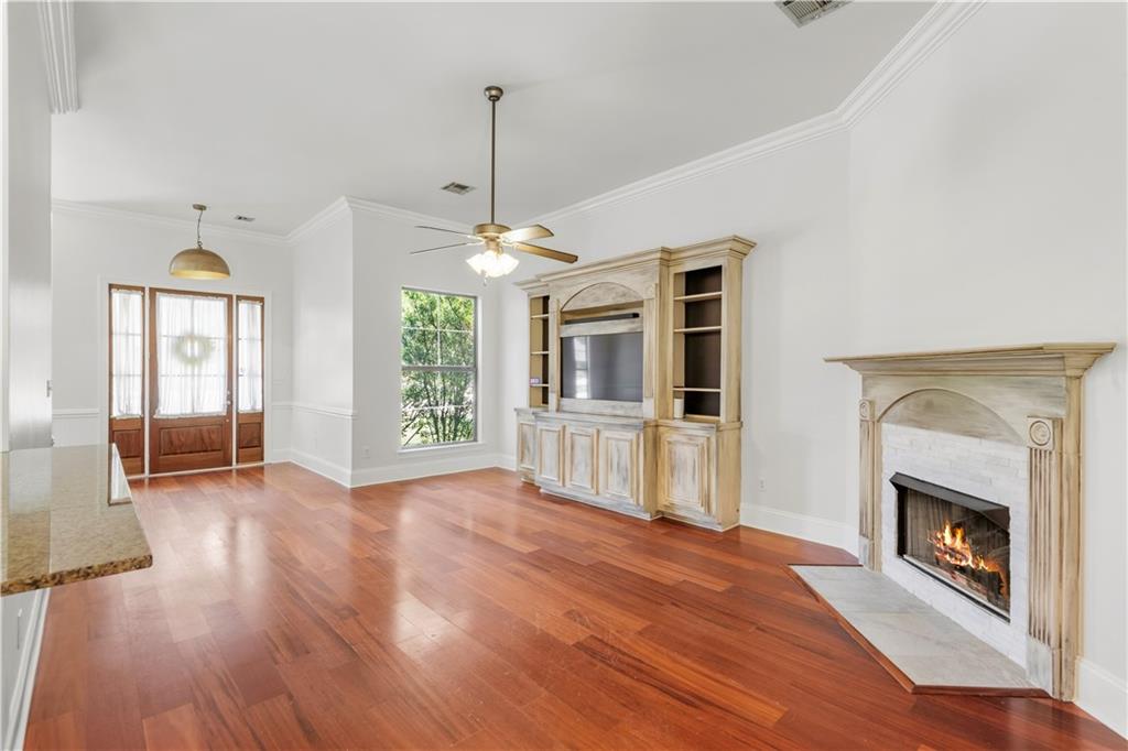 Photo 4 of Single family home for sale at 329 Brown Thrasher Loop S, Madisonville, LA 70447 | MLS# 2572770 | Listing updated on 2026-09-25