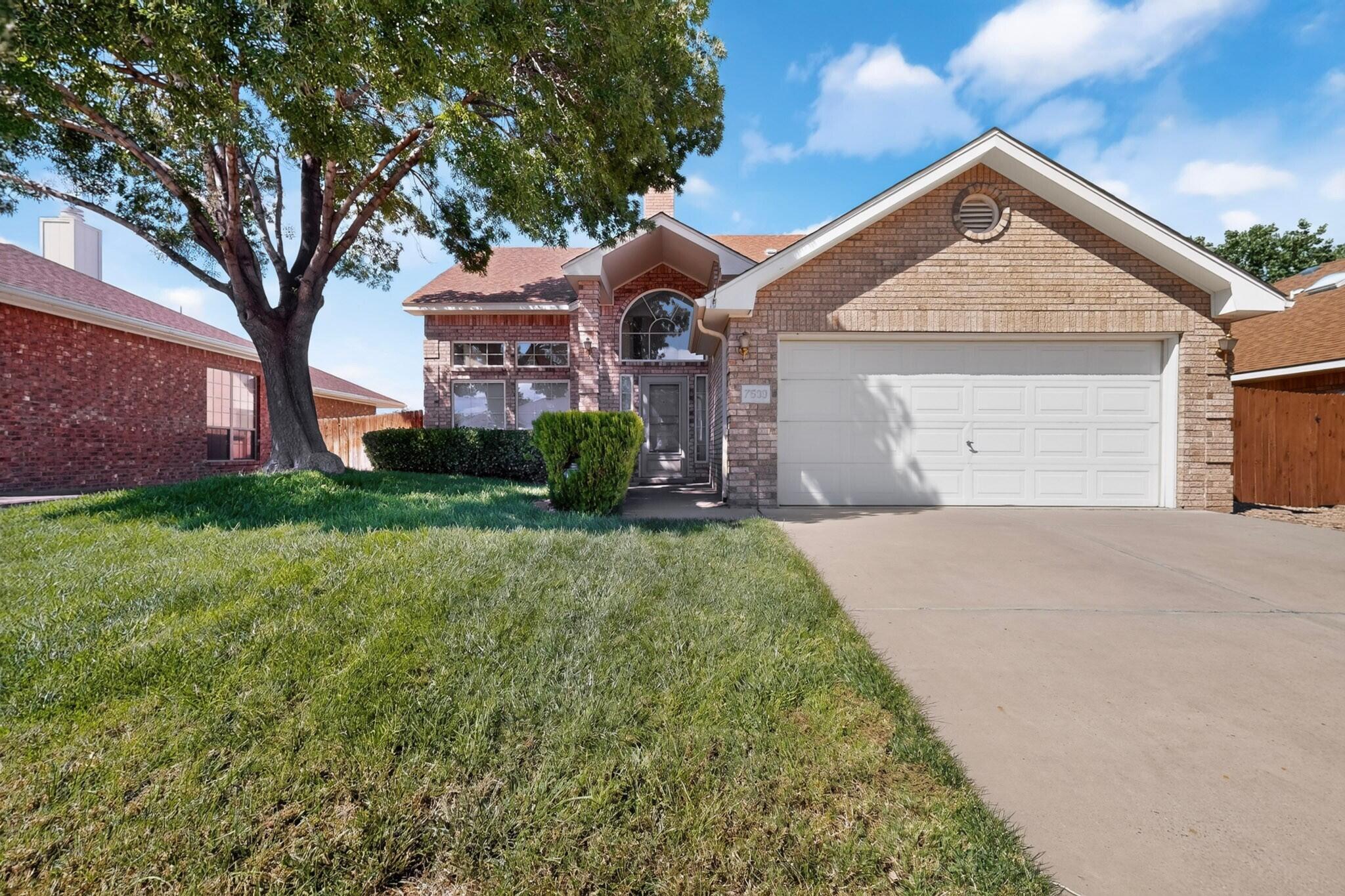 Photo 2 of Sale Pending at 7539 Calyx Dr Nw, Albuquerque, NM 87120 | MLS# 1111507 | Listing updated on 2026-10-21