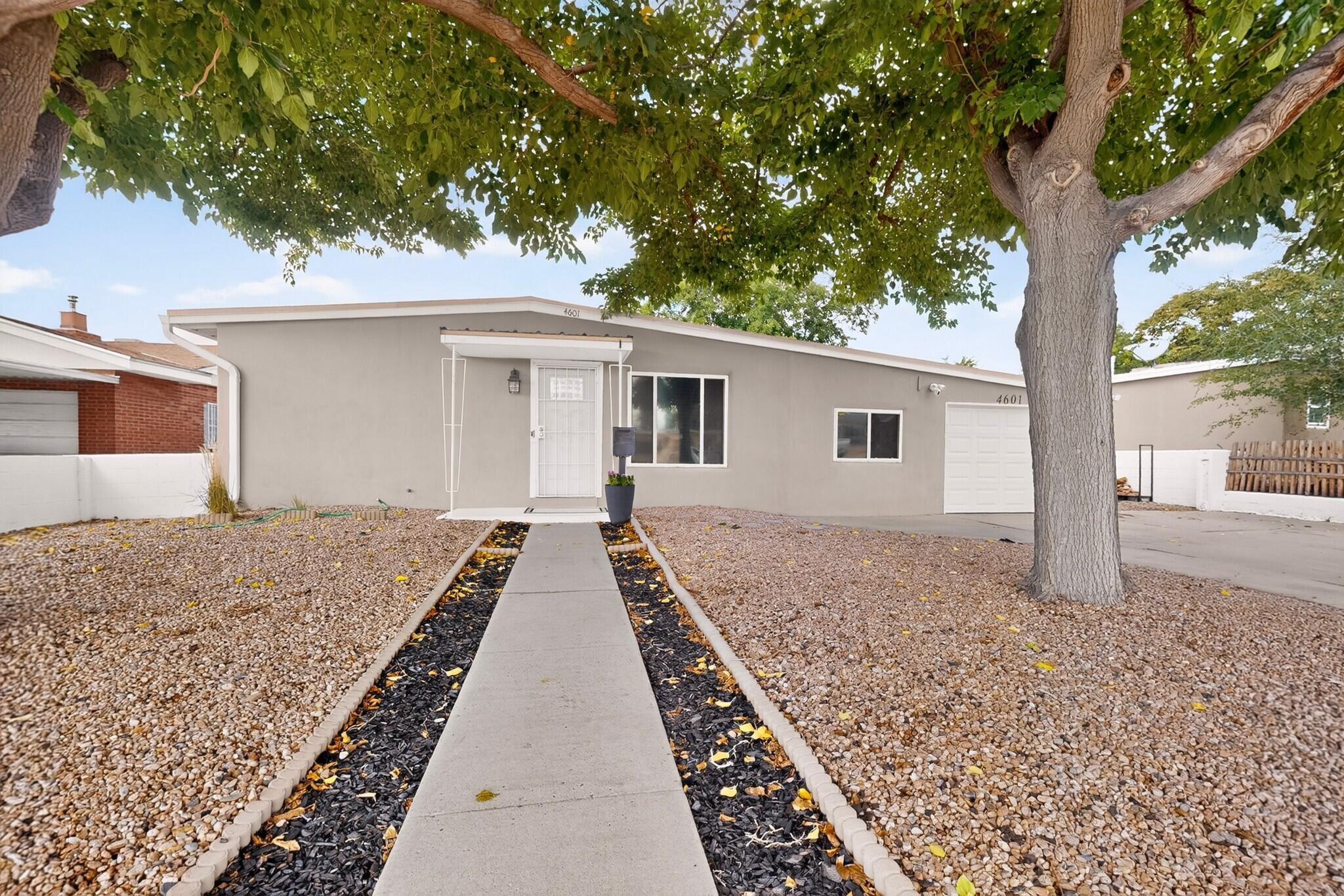 Photo 2 of Sale Pending at 4601 Palo Duro Ave Ne, Albuquerque, NM 87110 | MLS# 1111517 | Listing updated on 2026-10-05