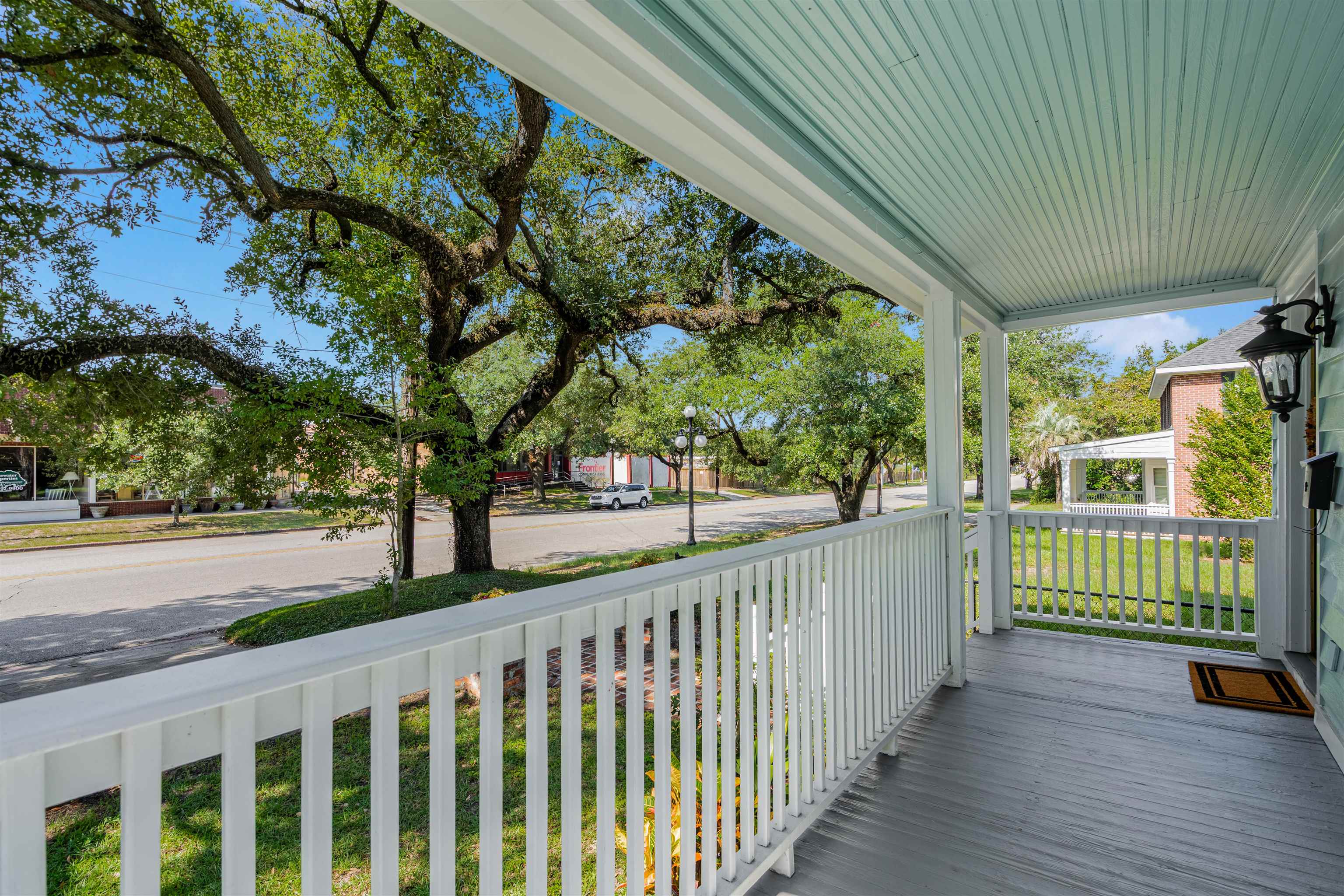 Photo 3 of Single family home for sale at 1108 Front St, Georgetown, SC 29440 | MLS# 2623721 | Listing updated on 2026-10-07