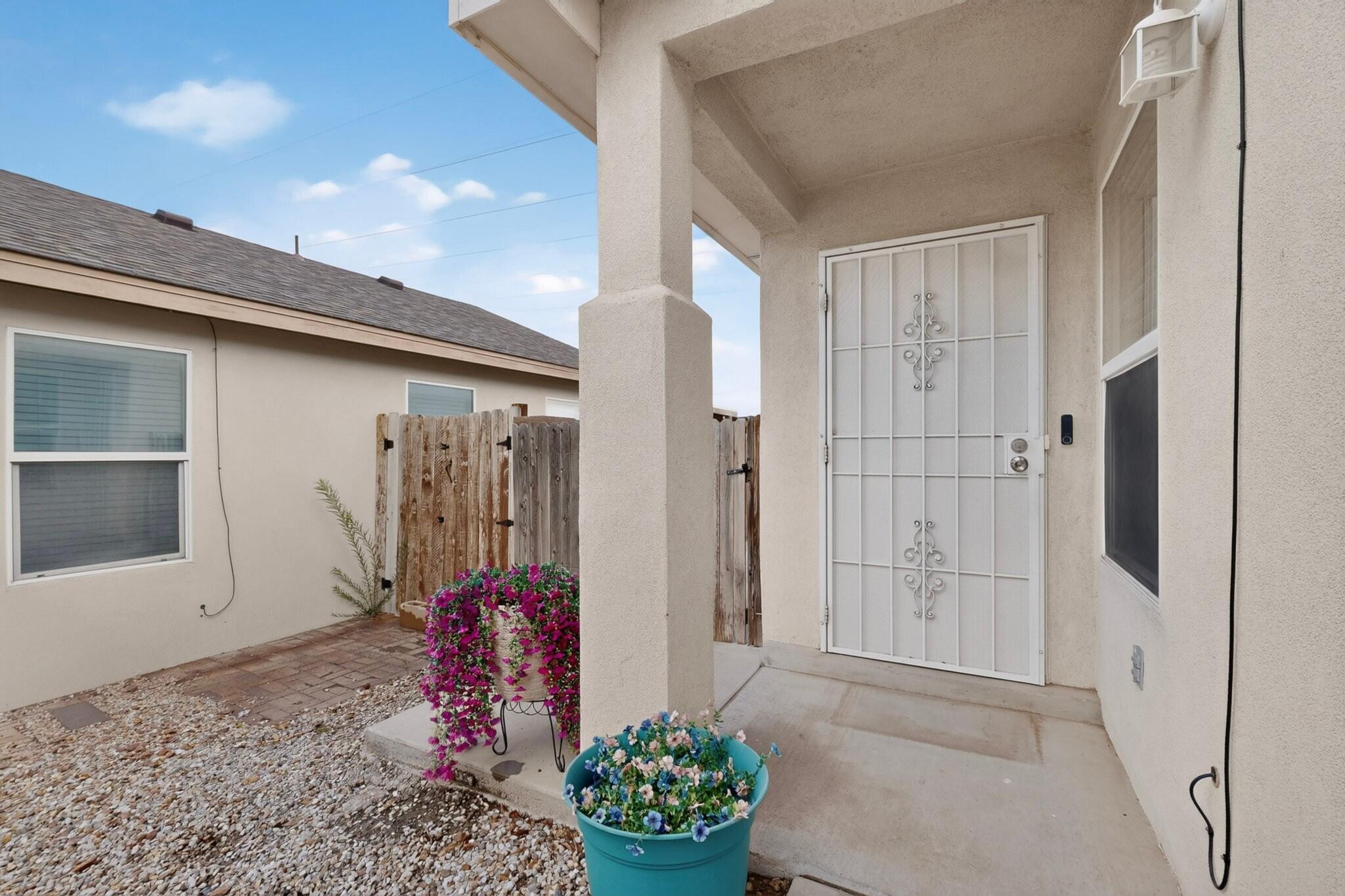 Photo 3 of Single family home for sale at 1104 Casa Roja Pl Nw, Albuquerque, NM 87120 | MLS# 1111558 | Listing updated on 2026-10-03