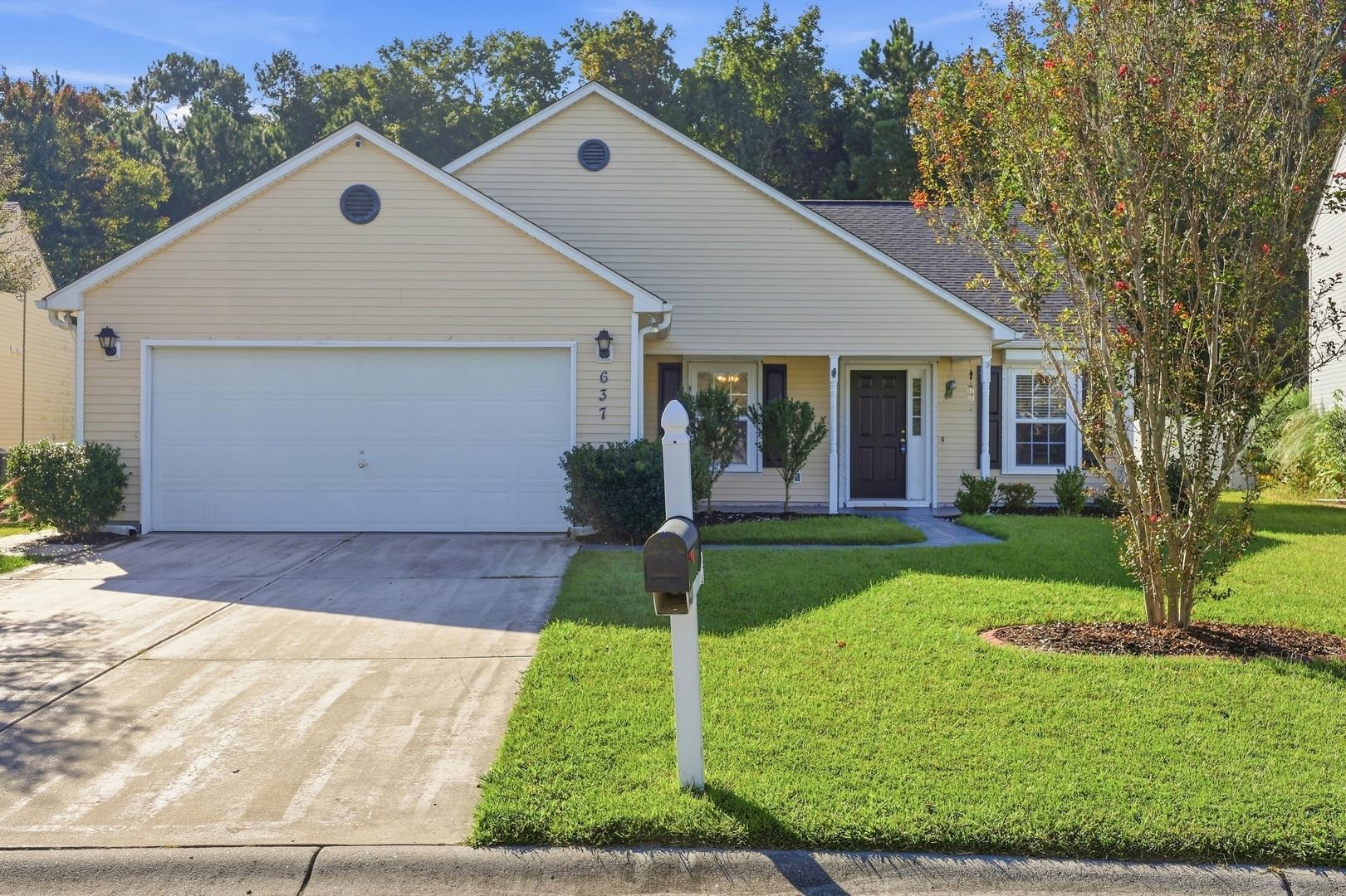 Photo 1 of Single family home for sale at 637 Kindred Dr, Myrtle Beach, SC 29588 | MLS# 2623762 | Listing updated on 2026-10-05