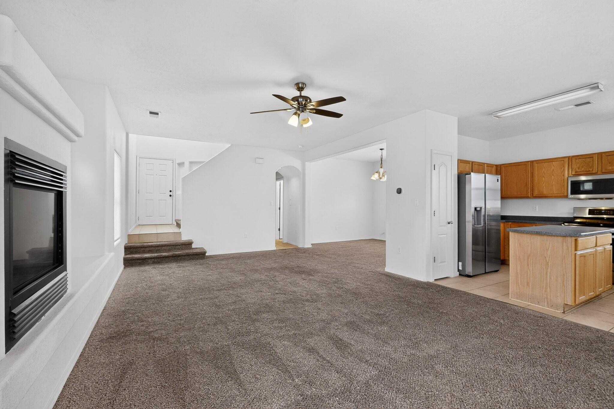 Photo 4 of Sale Pending at 709 Los Viejos Dr SW, Albuquerque, NM 87105 | MLS# 1111582 | Listing updated on 2026-09-29