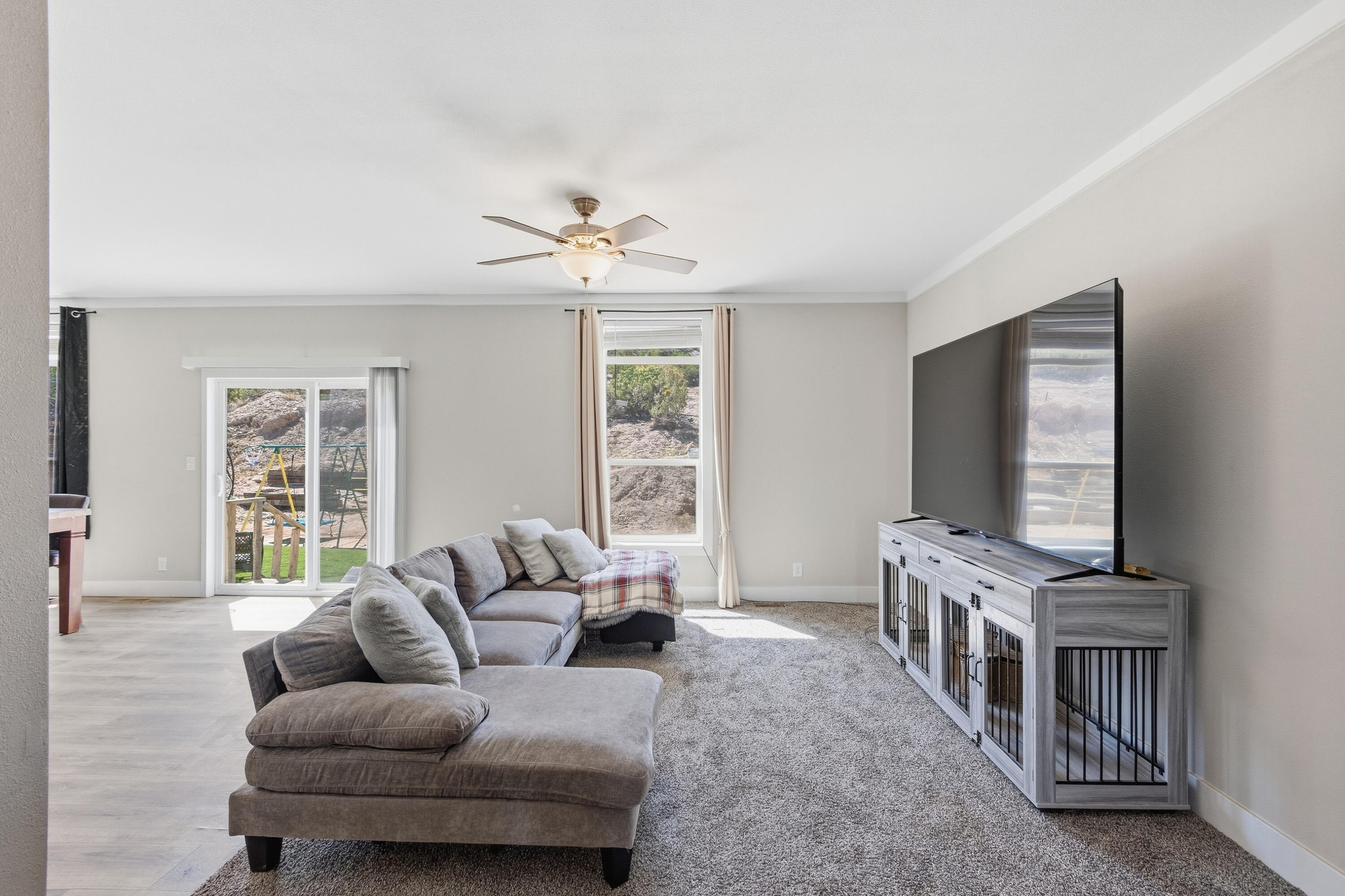 Photo 4 of Manufactured home for sale at 16 San Francisco Hills Rd, Placitas, NM 87043 | MLS# 1111591 | Listing updated on 2026-10-04