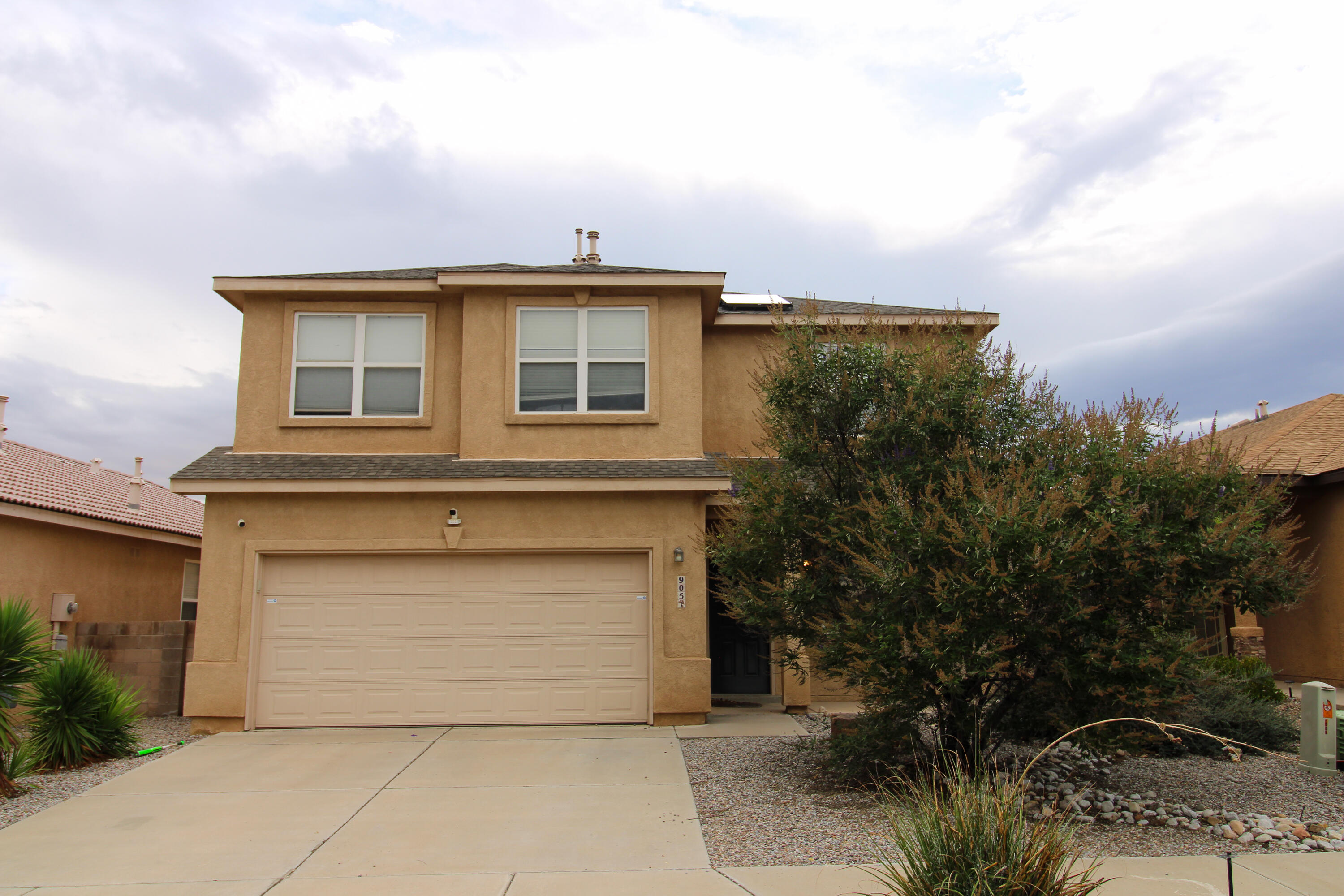 Photo 3 of Single family home for sale at 905 Molten Pl Nw, Albuquerque, NM 87120 | MLS# 1111602 | Listing updated on 2026-10-04
