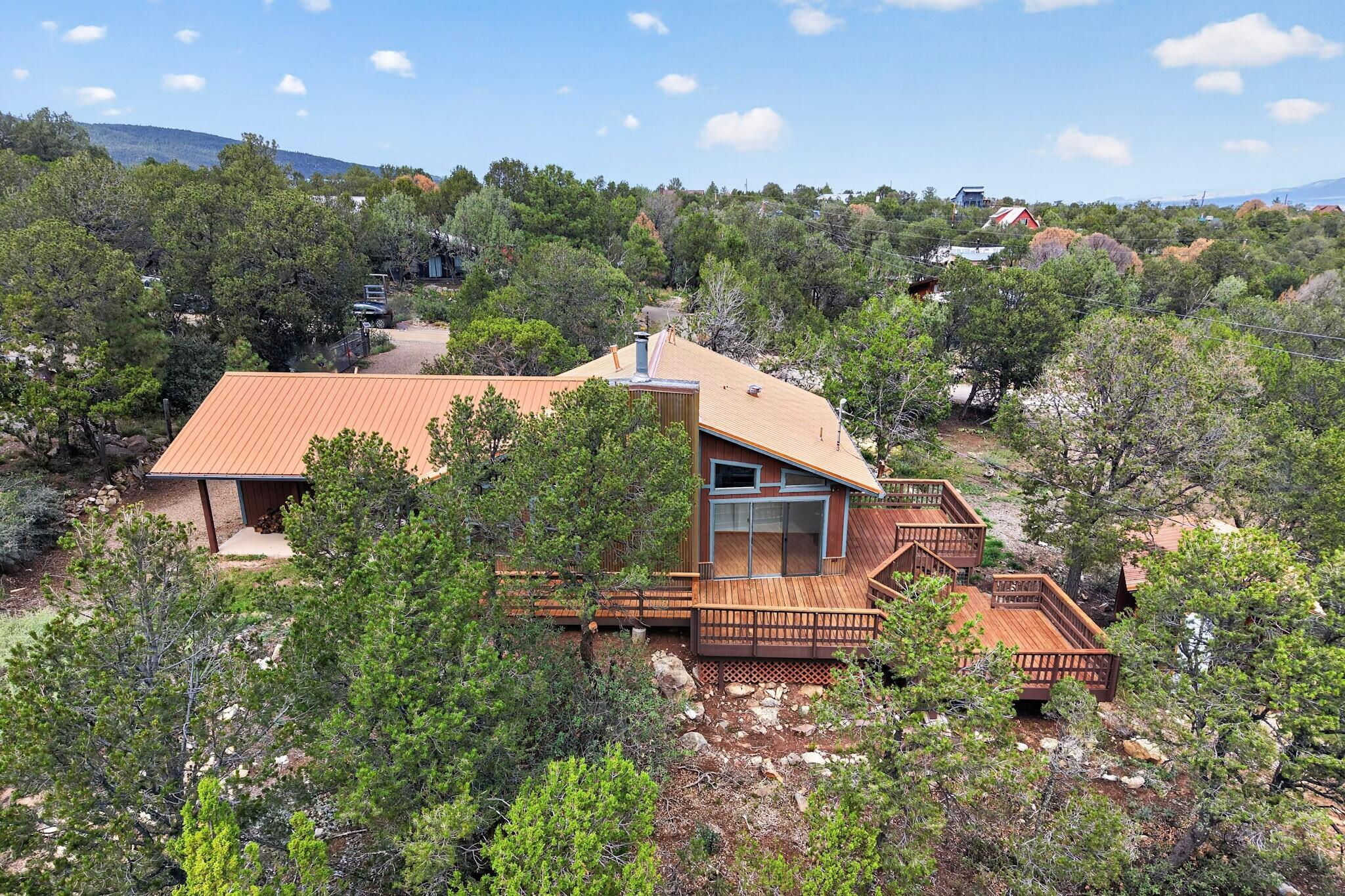 Photo 1 of Sale Pending at 4 Oak Pl, Cedar Crest, NM 87008 | MLS# 1111627 | Listing updated on 2026-10-09