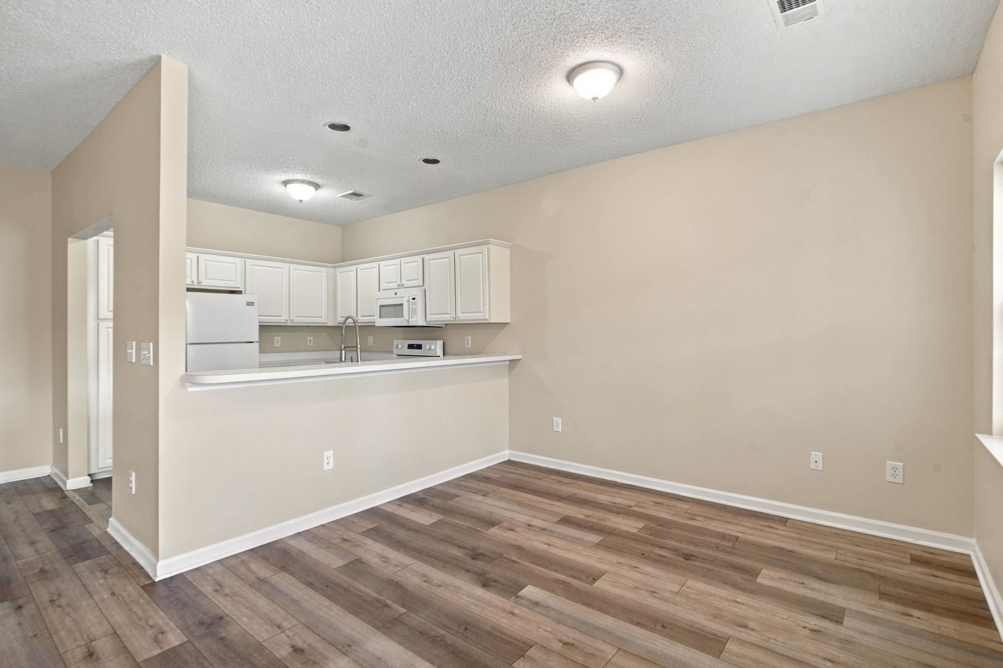 Listing Photo 4 - Condo for sale in building located at 6308 Sweetwater Blvd, Murrells Inlet, SC 29576 - Unit #6308