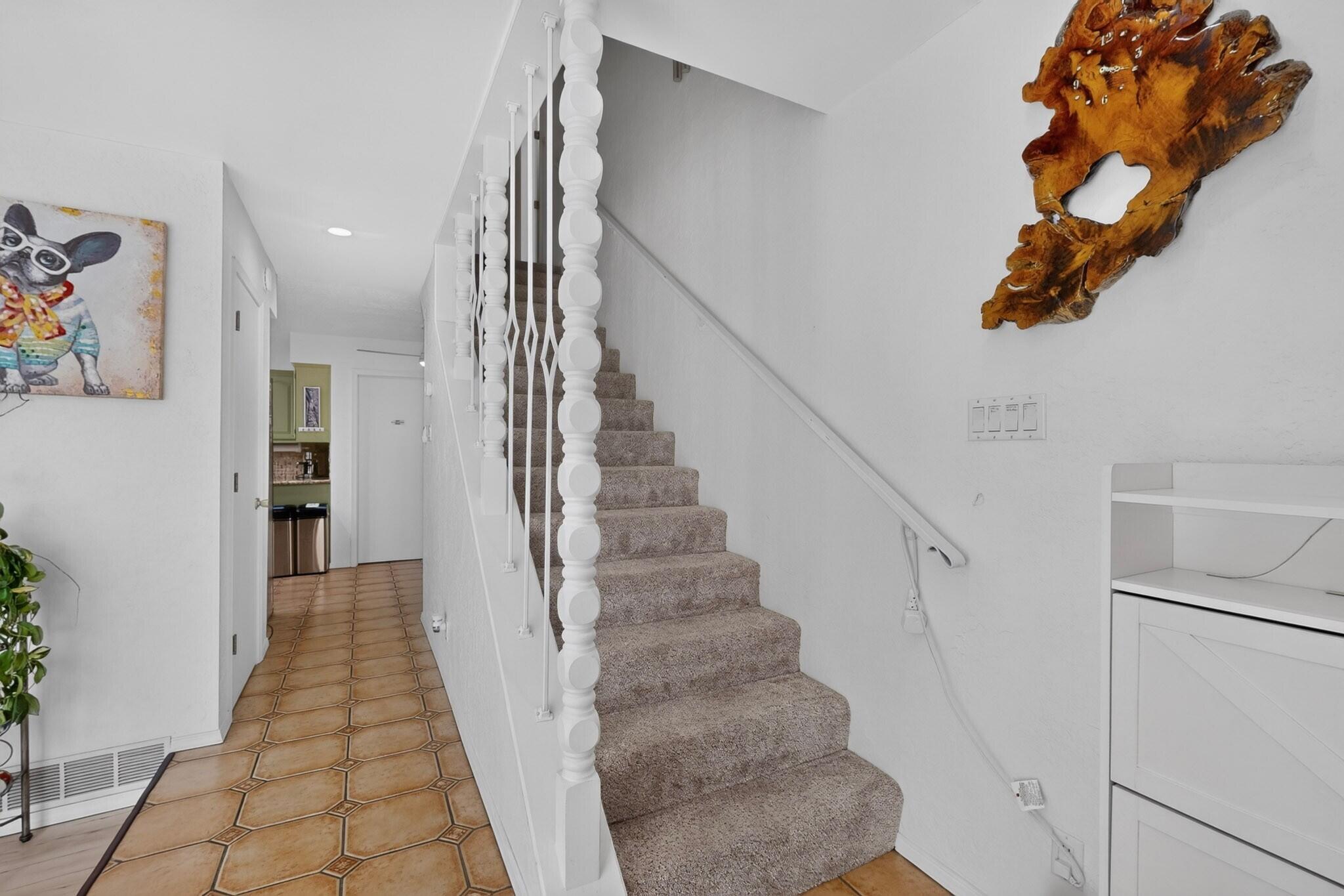 Photo 2 of Single family home for sale at 1124 Turner Dr Ne, Albuquerque, NM 87123 | MLS# 1111646 | Listing updated on 2026-10-11